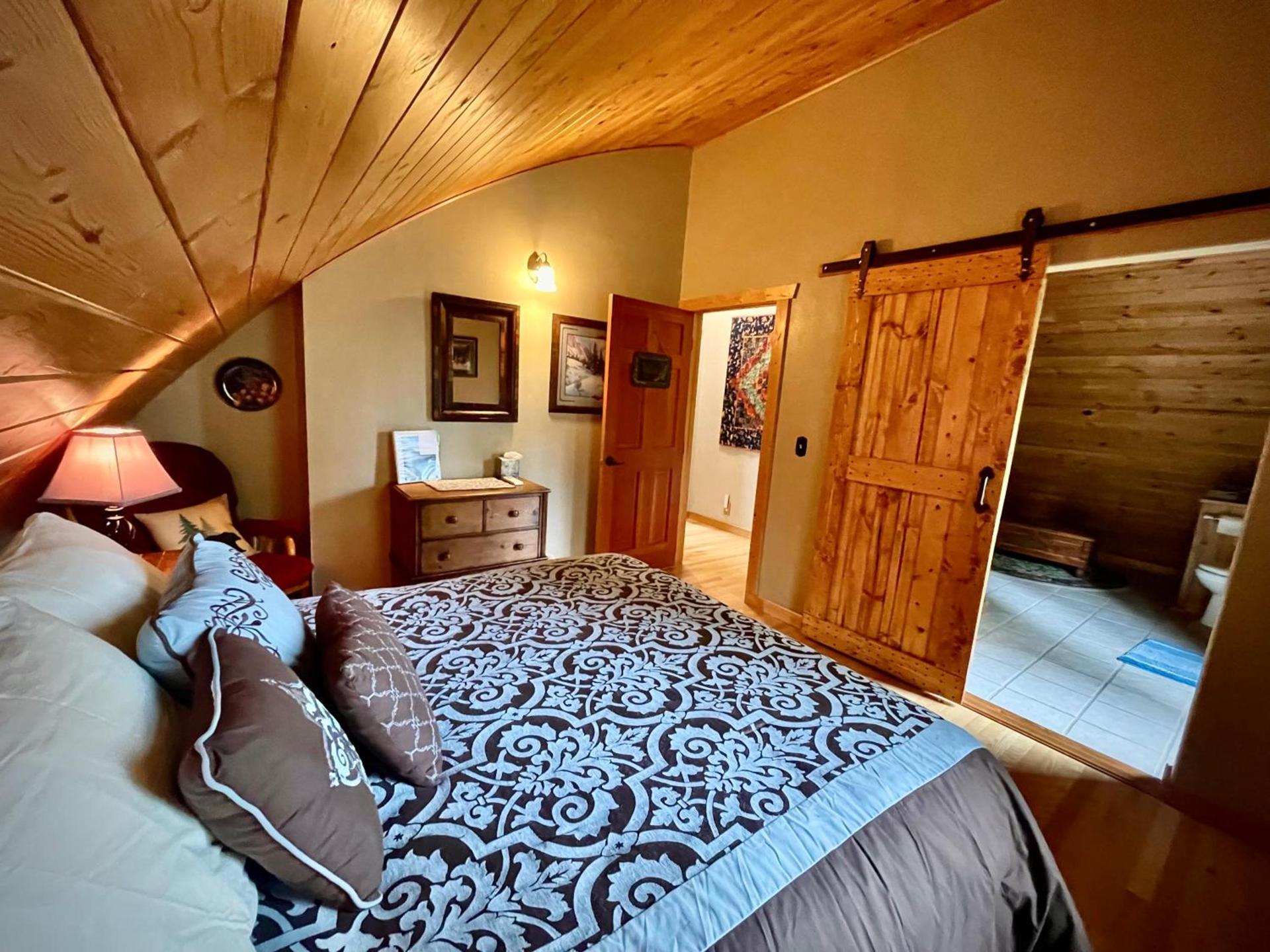 Moss Mountain Inn photo 16