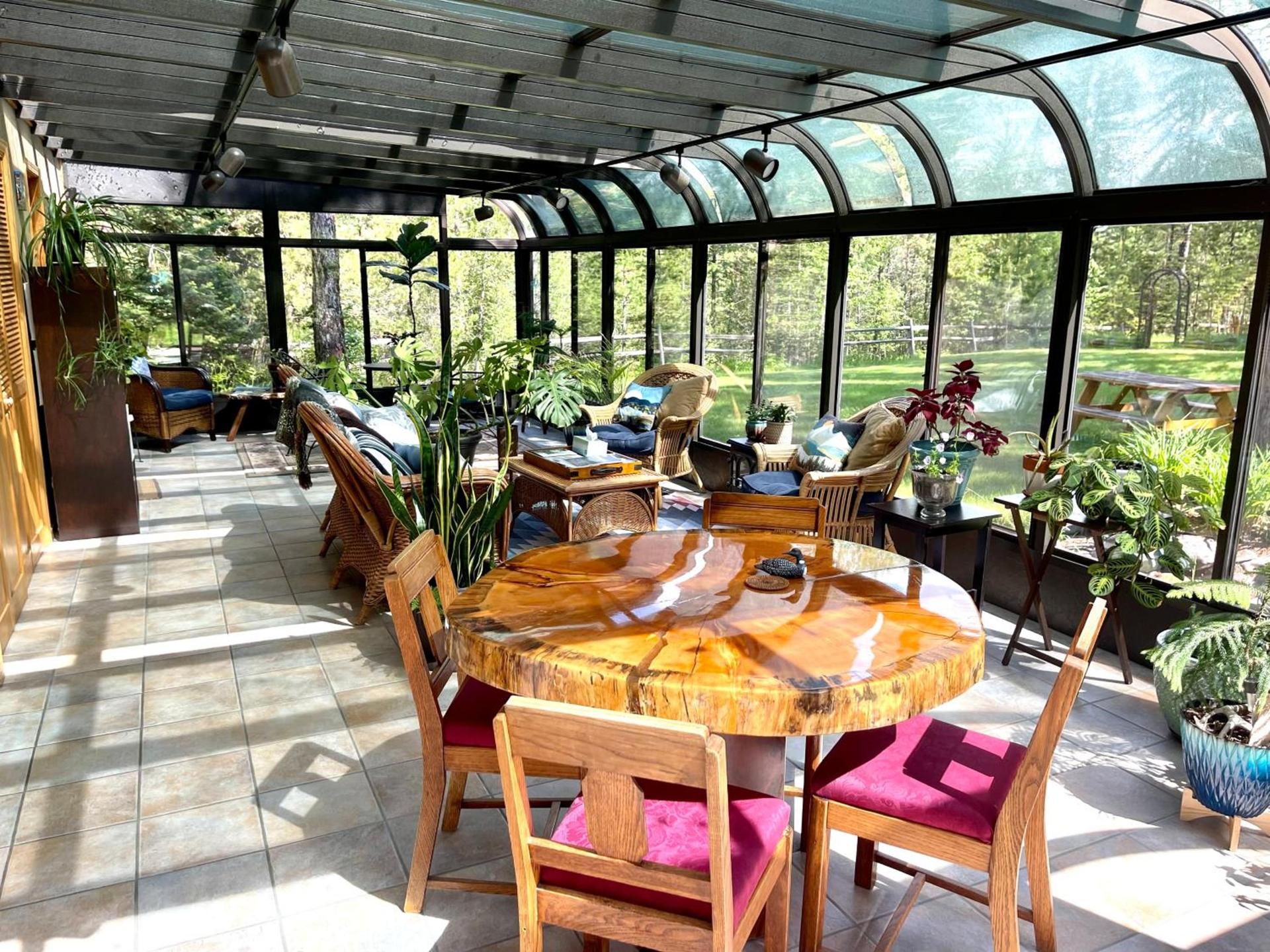 Moss Mountain Inn photo 23