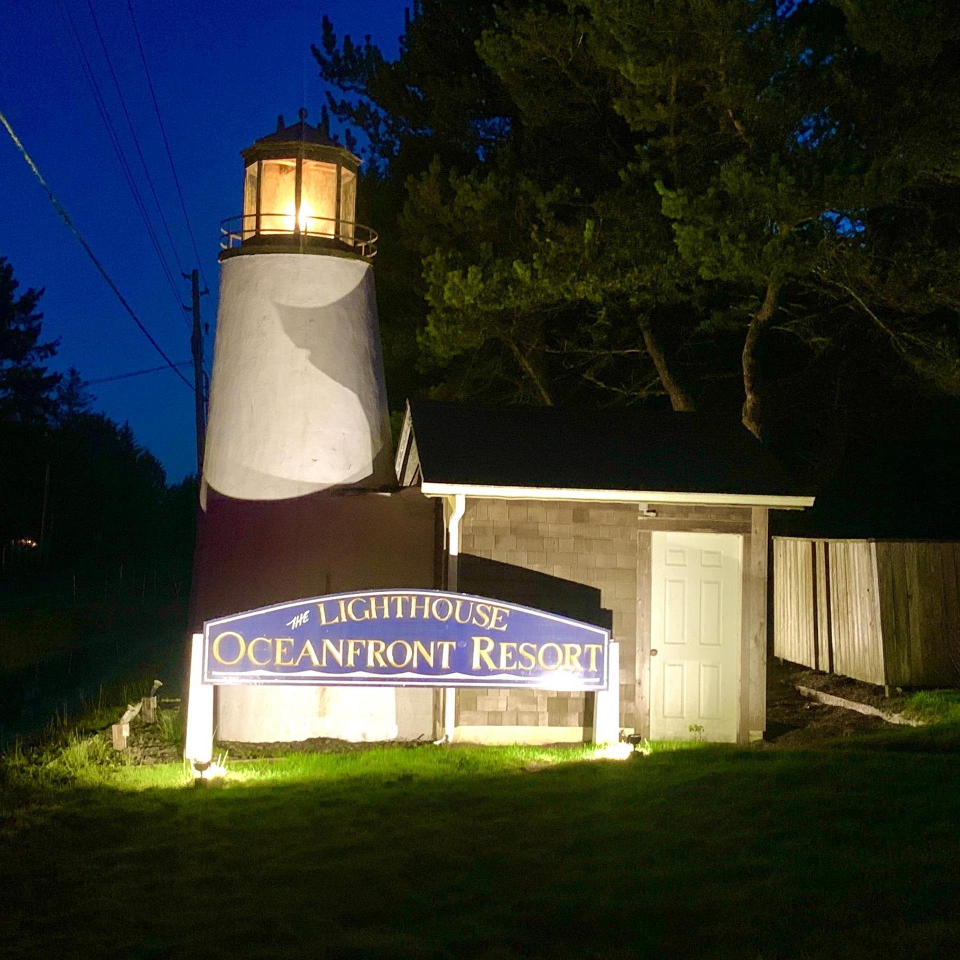 Lighthouse Oceanfront Resort photo 18
