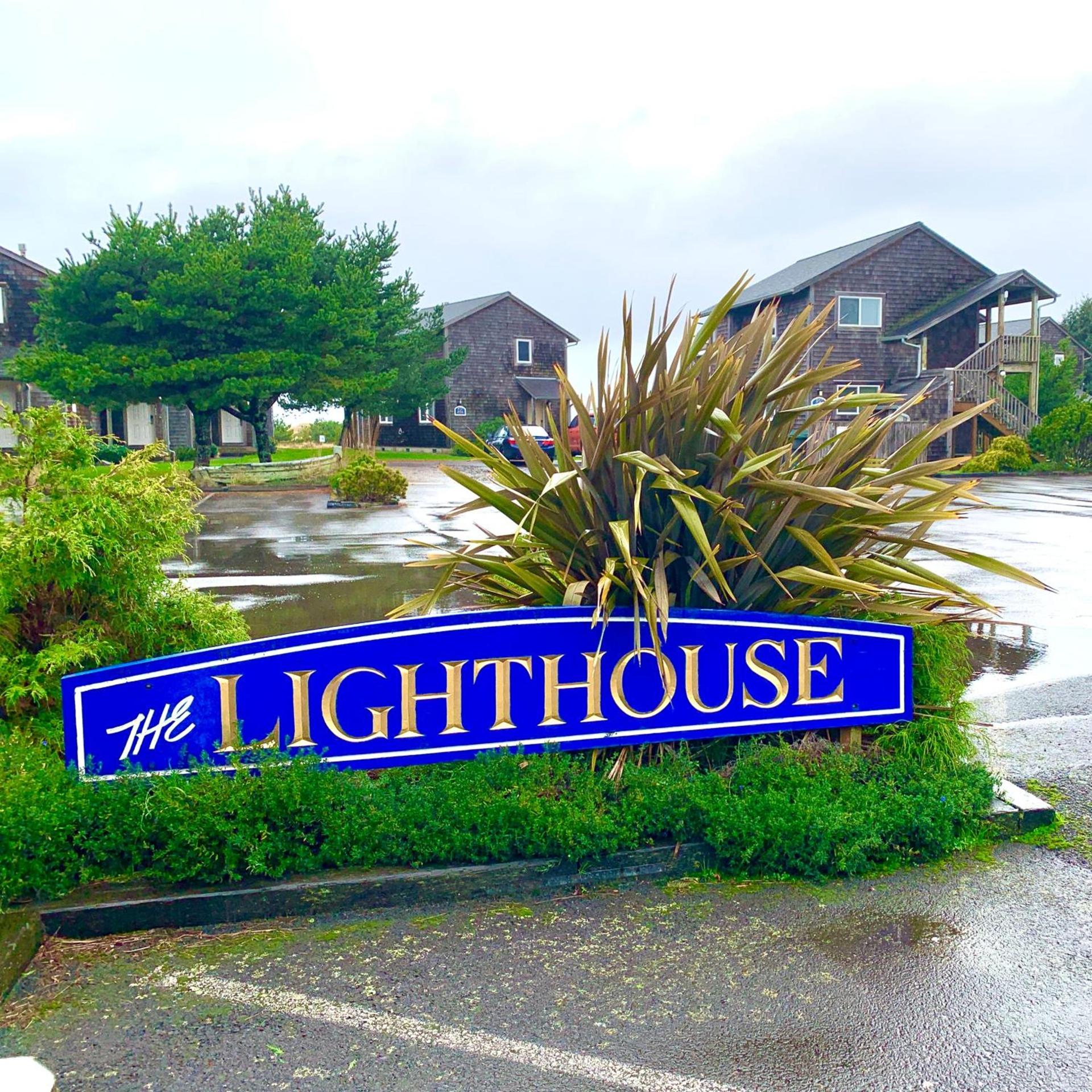 Lighthouse Oceanfront Resort photo 17