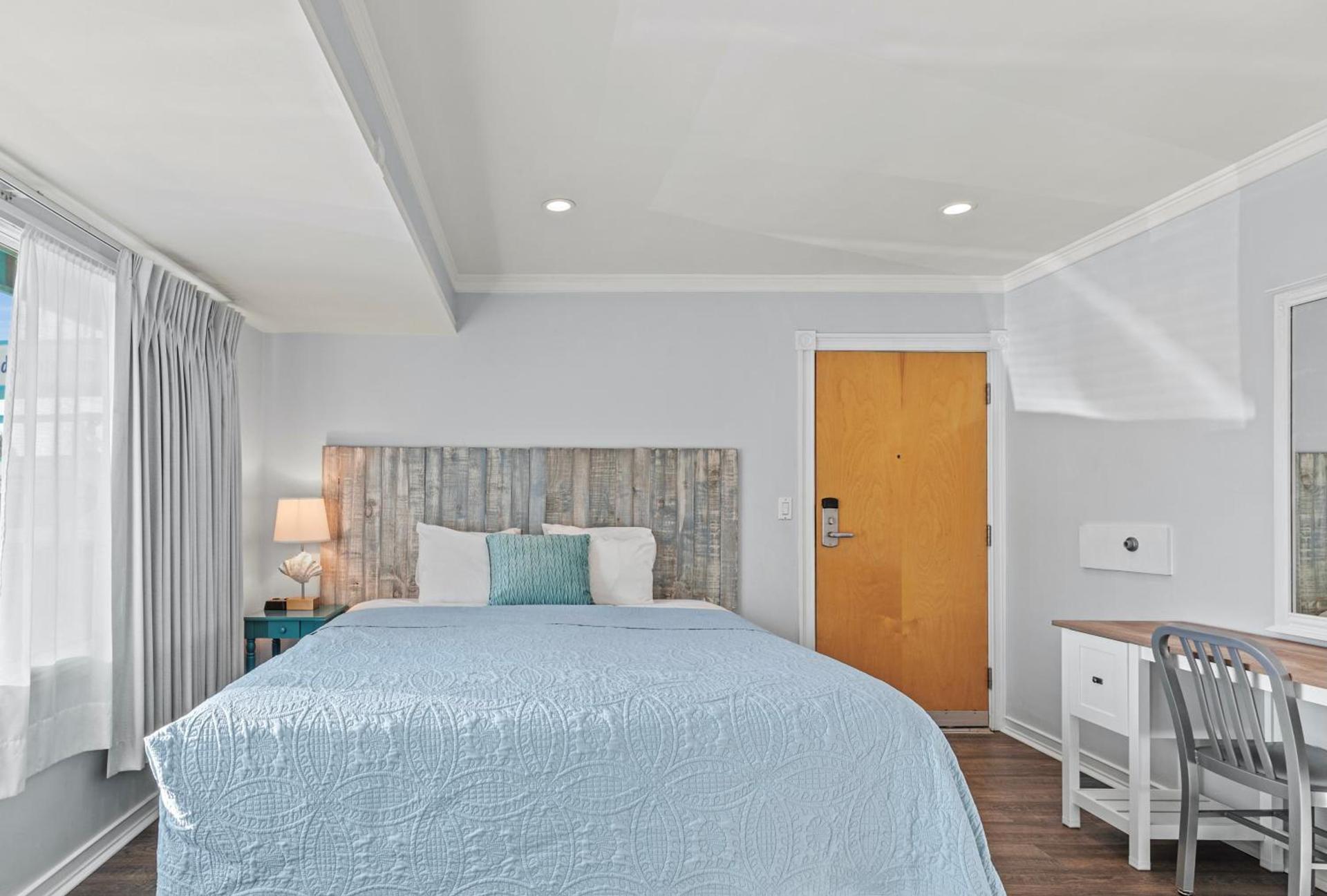 Ocean Lodge Santa Monica Beach Hotel photo 32