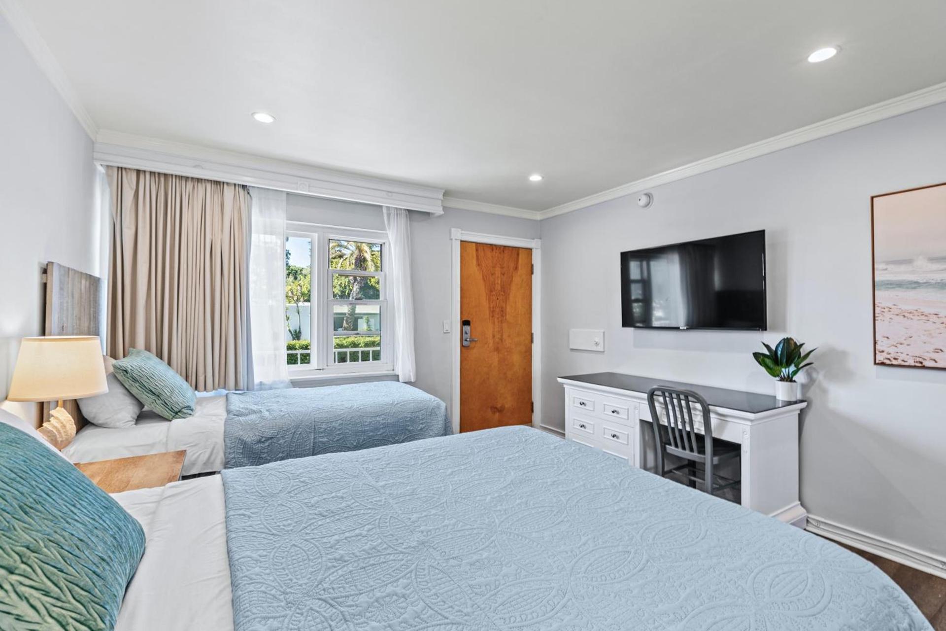 Ocean Lodge Santa Monica Beach Hotel photo 92