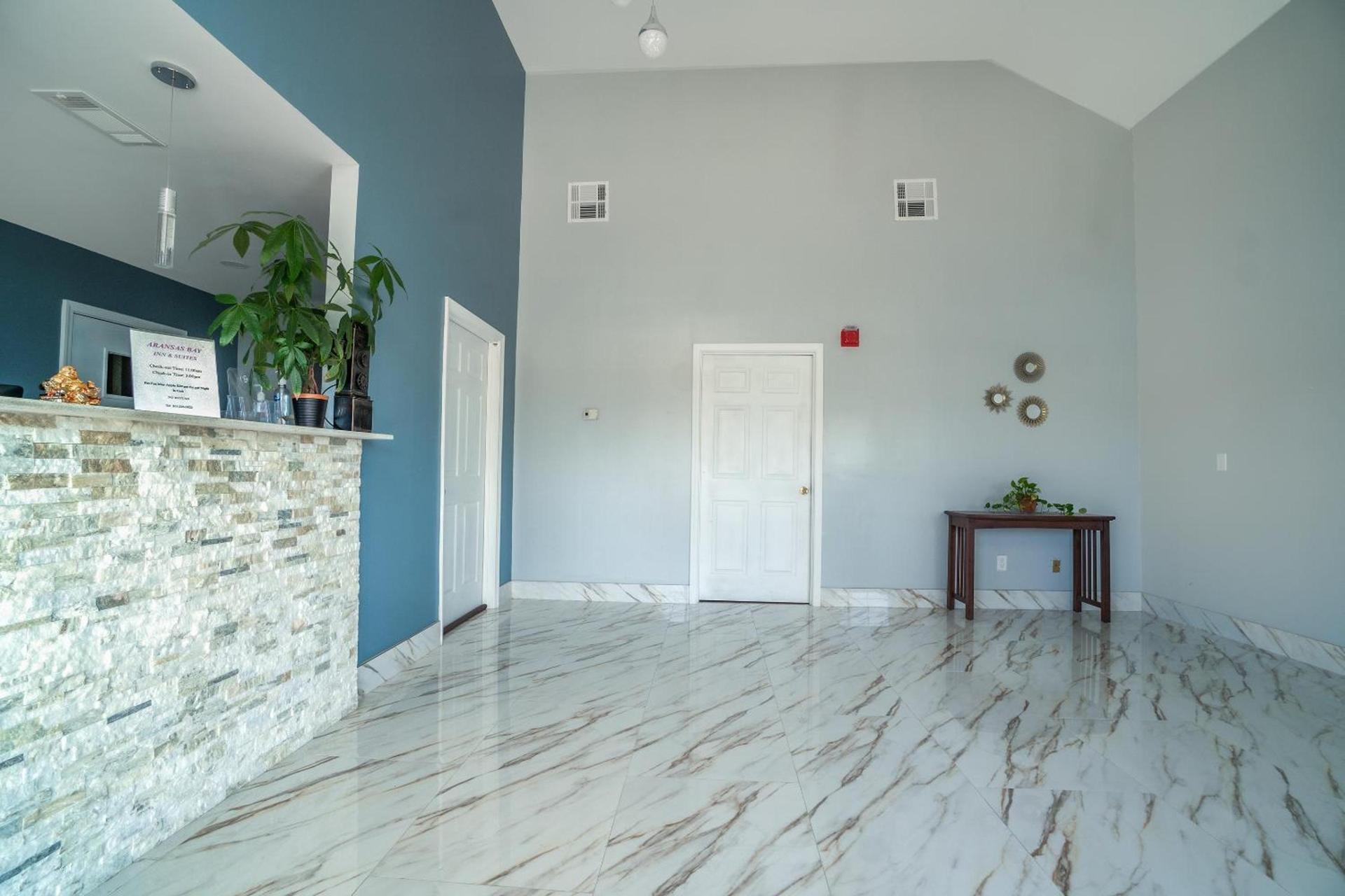 Aransas Bay Inn & Suites Corpus Christi by OYO photo 9