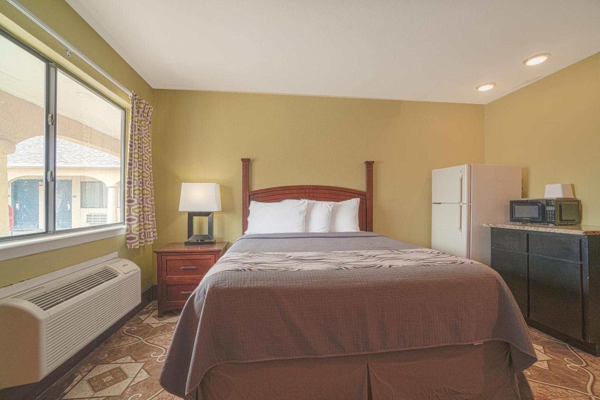 Aransas Bay Inn & Suites Corpus Christi by OYO photo 27