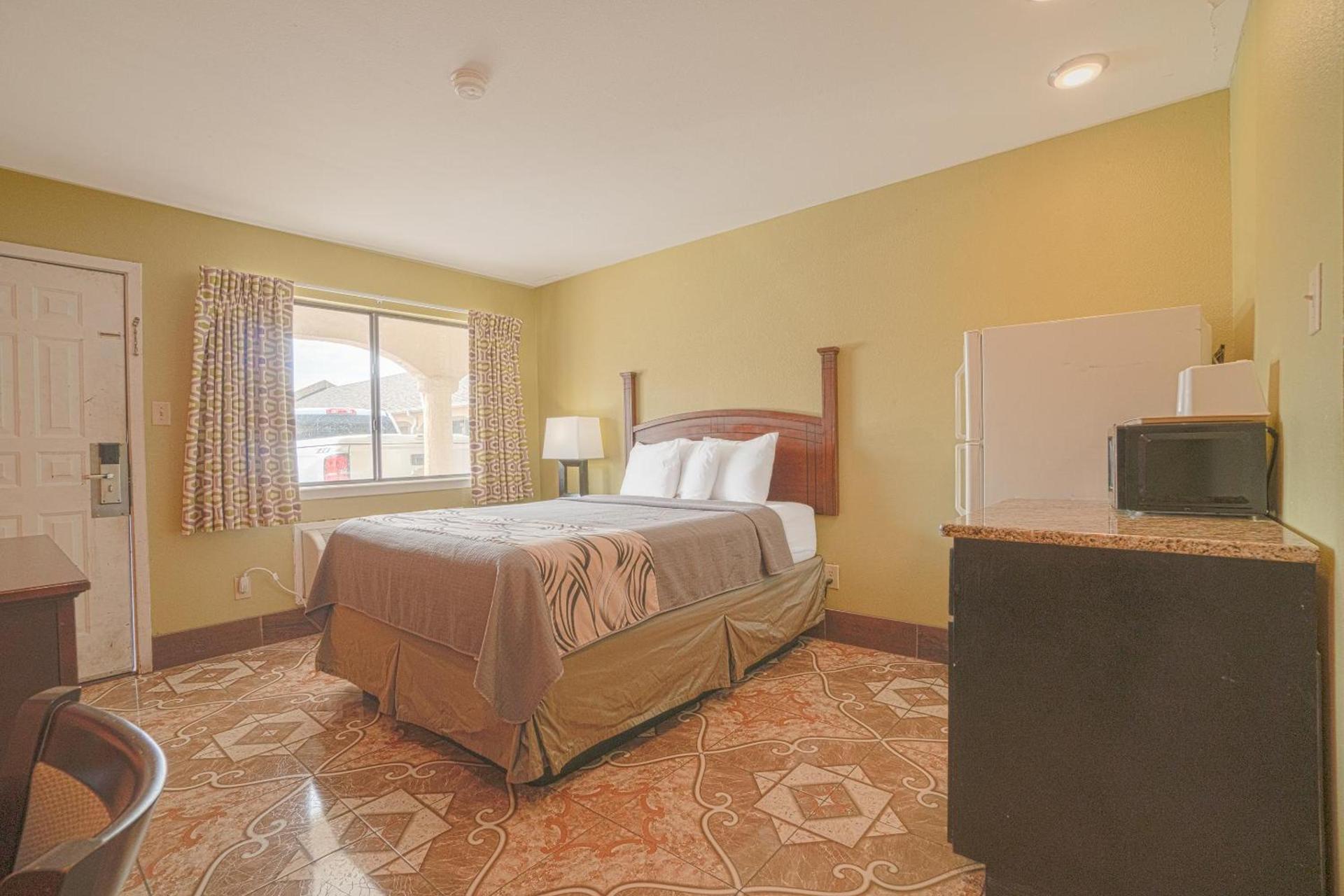Aransas Bay Inn & Suites Corpus Christi by OYO photo 31