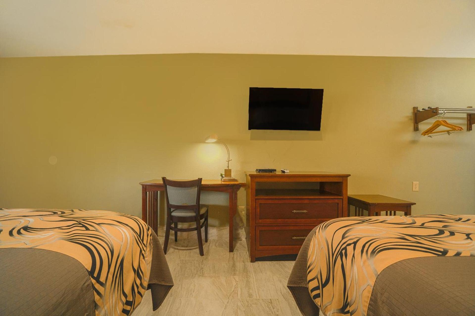 Aransas Bay Inn & Suites Corpus Christi by OYO photo 35