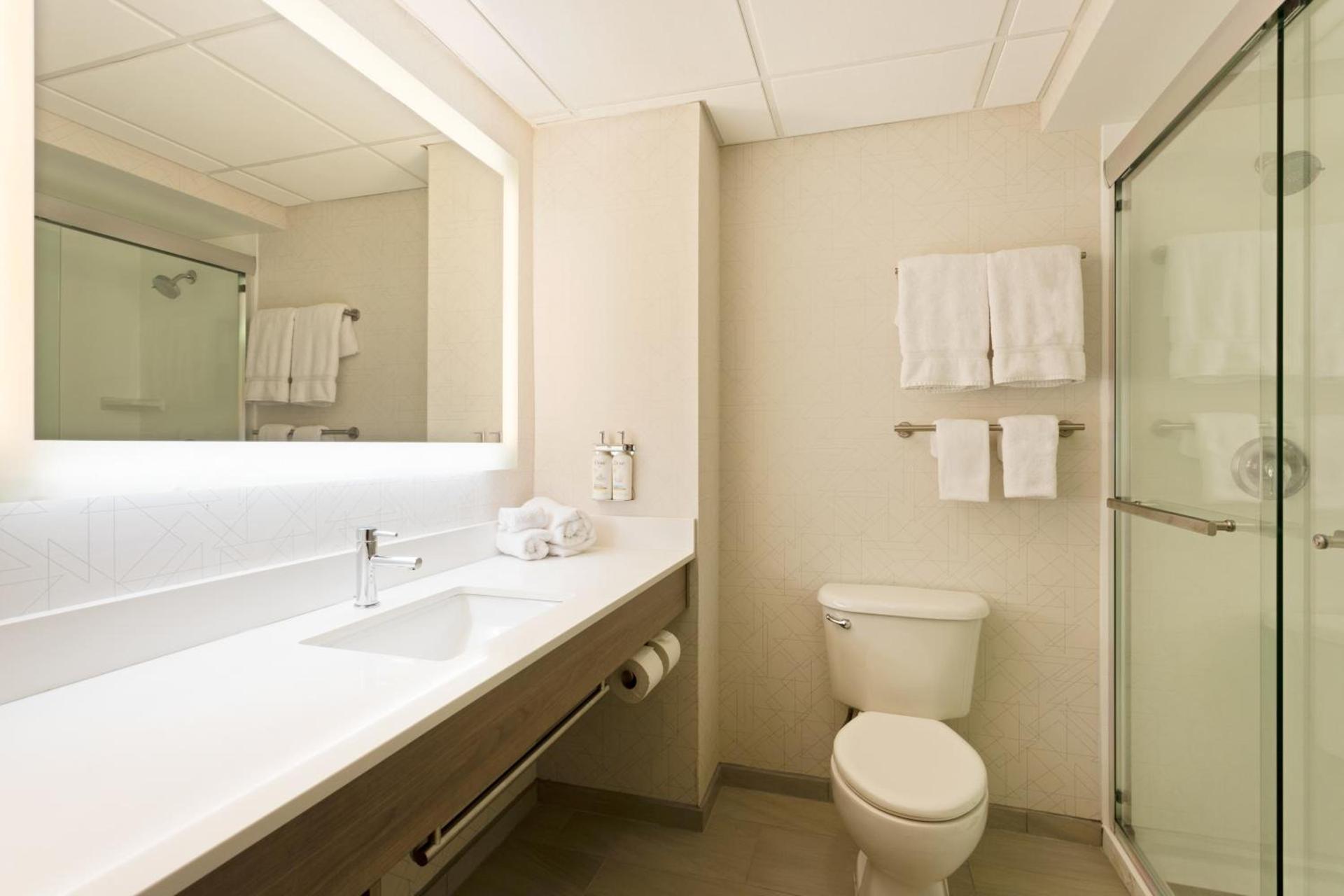 Holiday Inn Express Hauppauge-Long Island by IHG photo 19