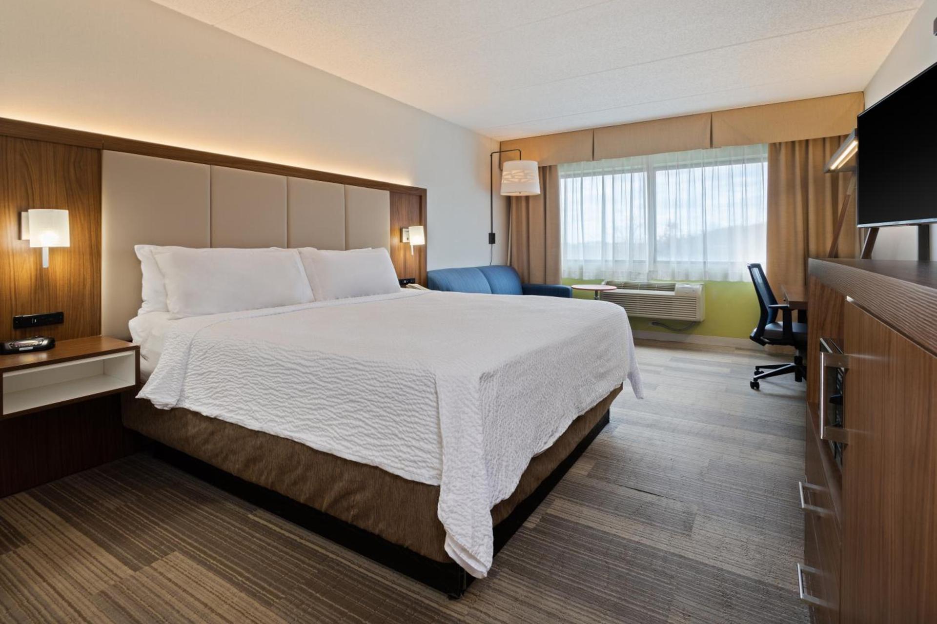Holiday Inn Express Hauppauge-Long Island by IHG photo 24