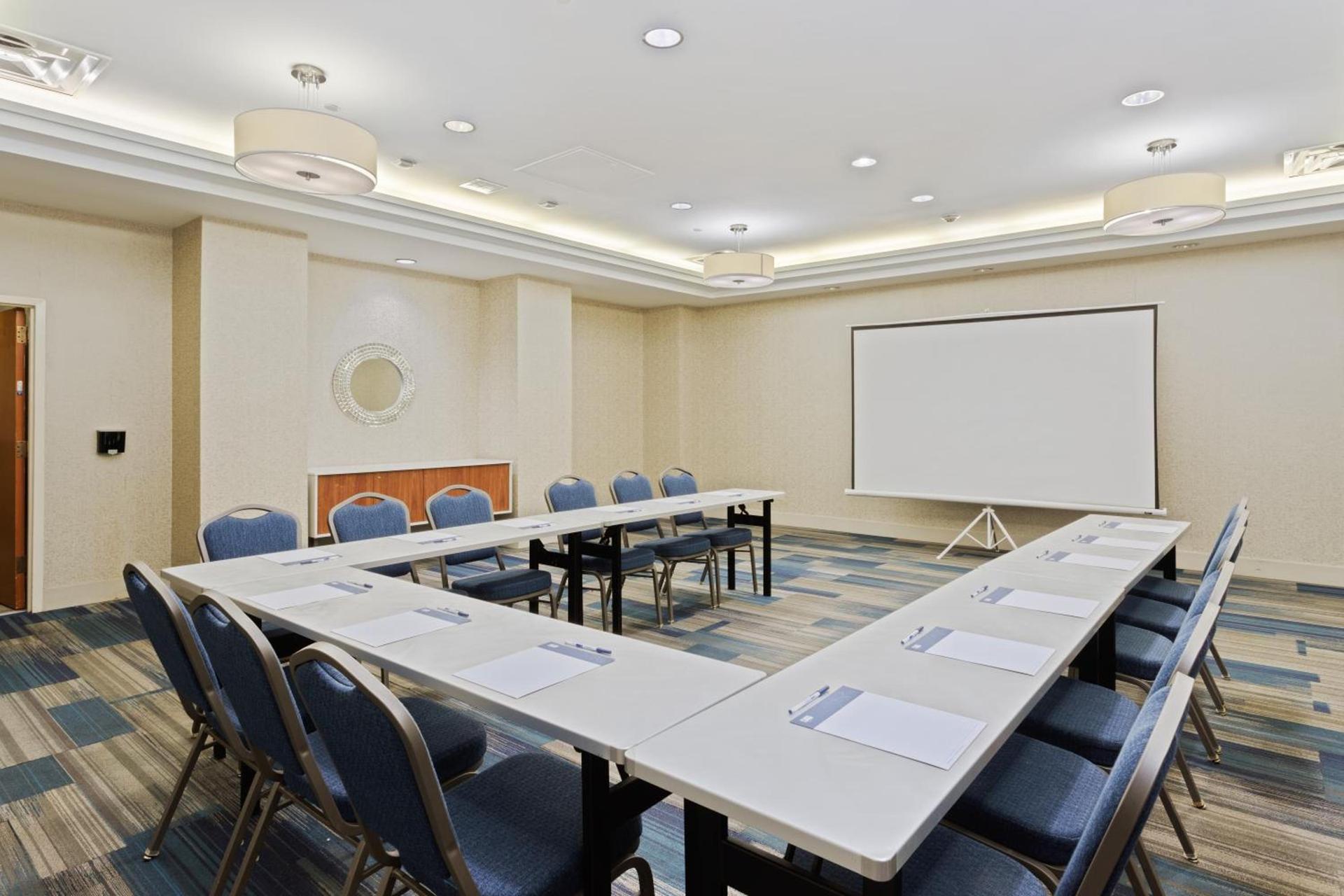 Holiday Inn Express Hauppauge-Long Island by IHG photo 13