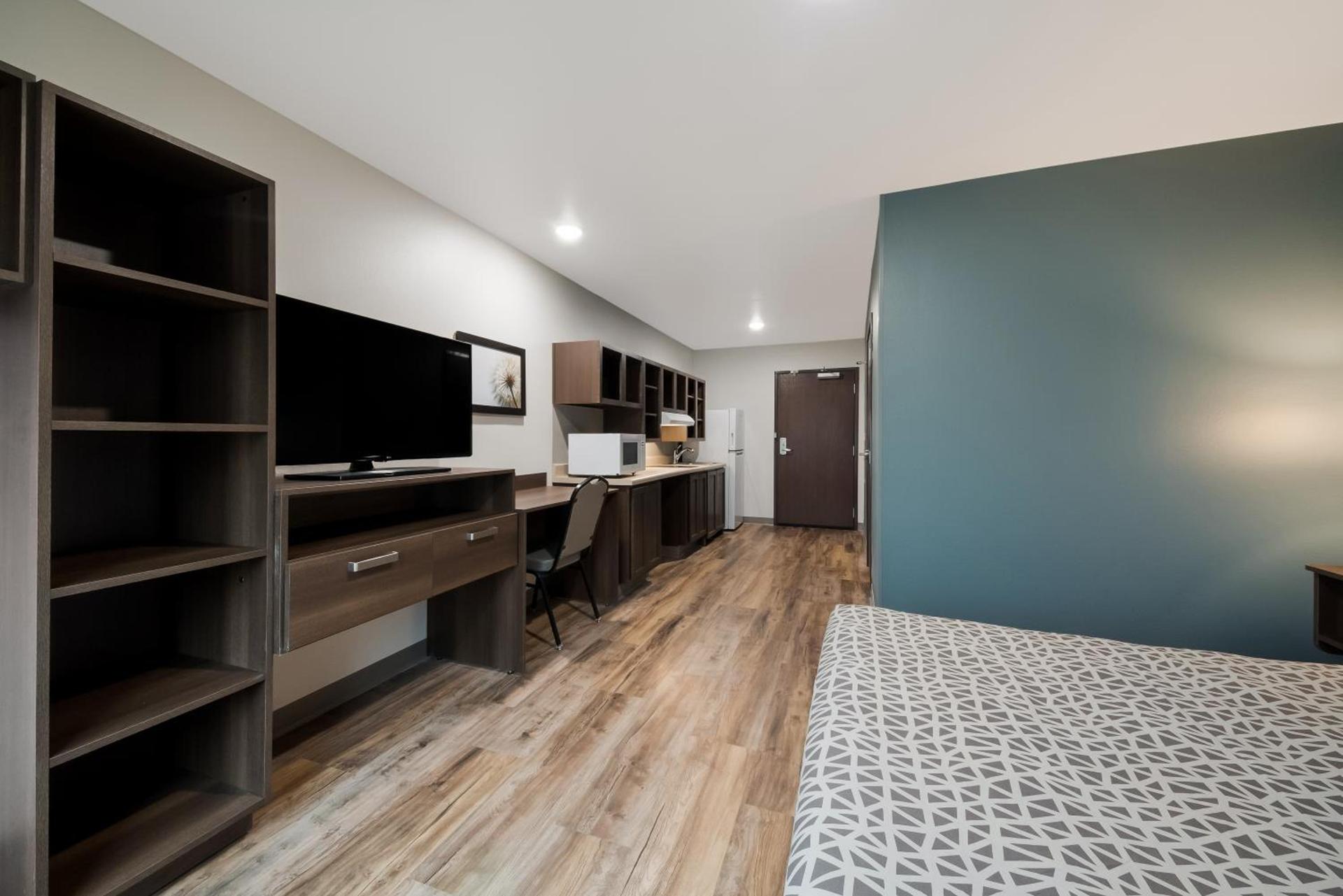 WoodSpring Suites San Antonio UTSA - Medical Center photo 38