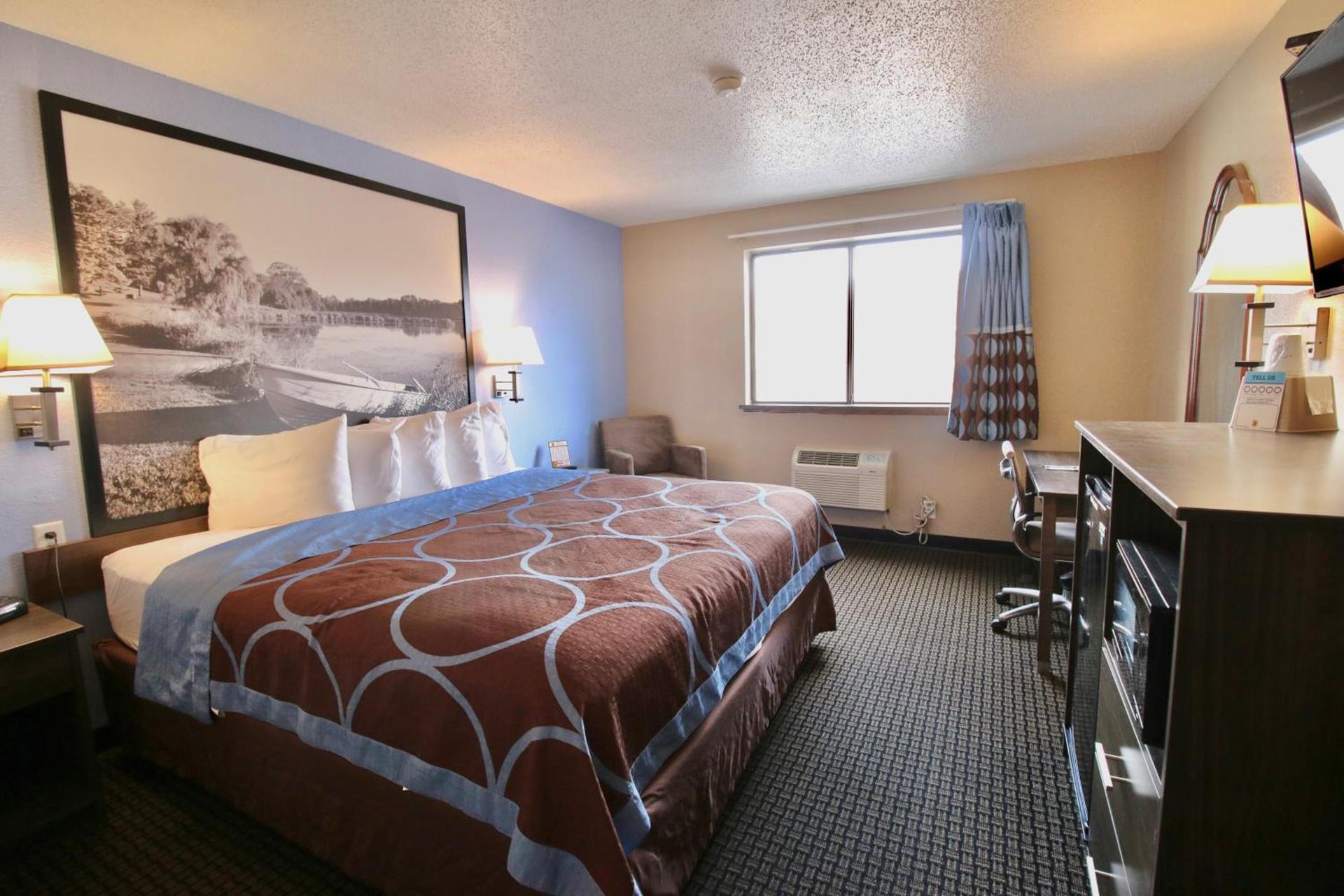 Super 8 by Wyndham Kenosha/Pleasant Prairie photo 31