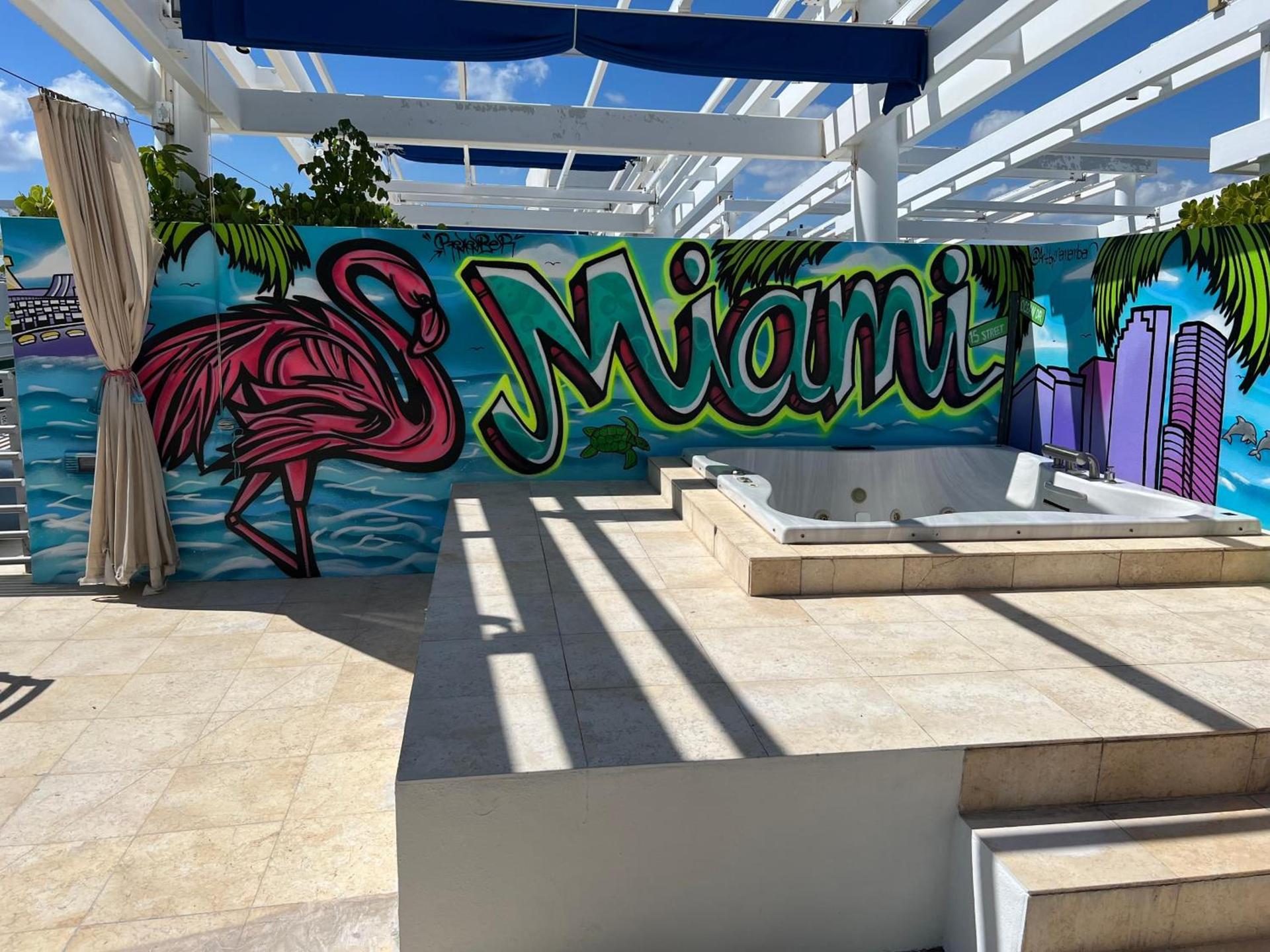 Boutique Suites 3 min walk to beach photo 84