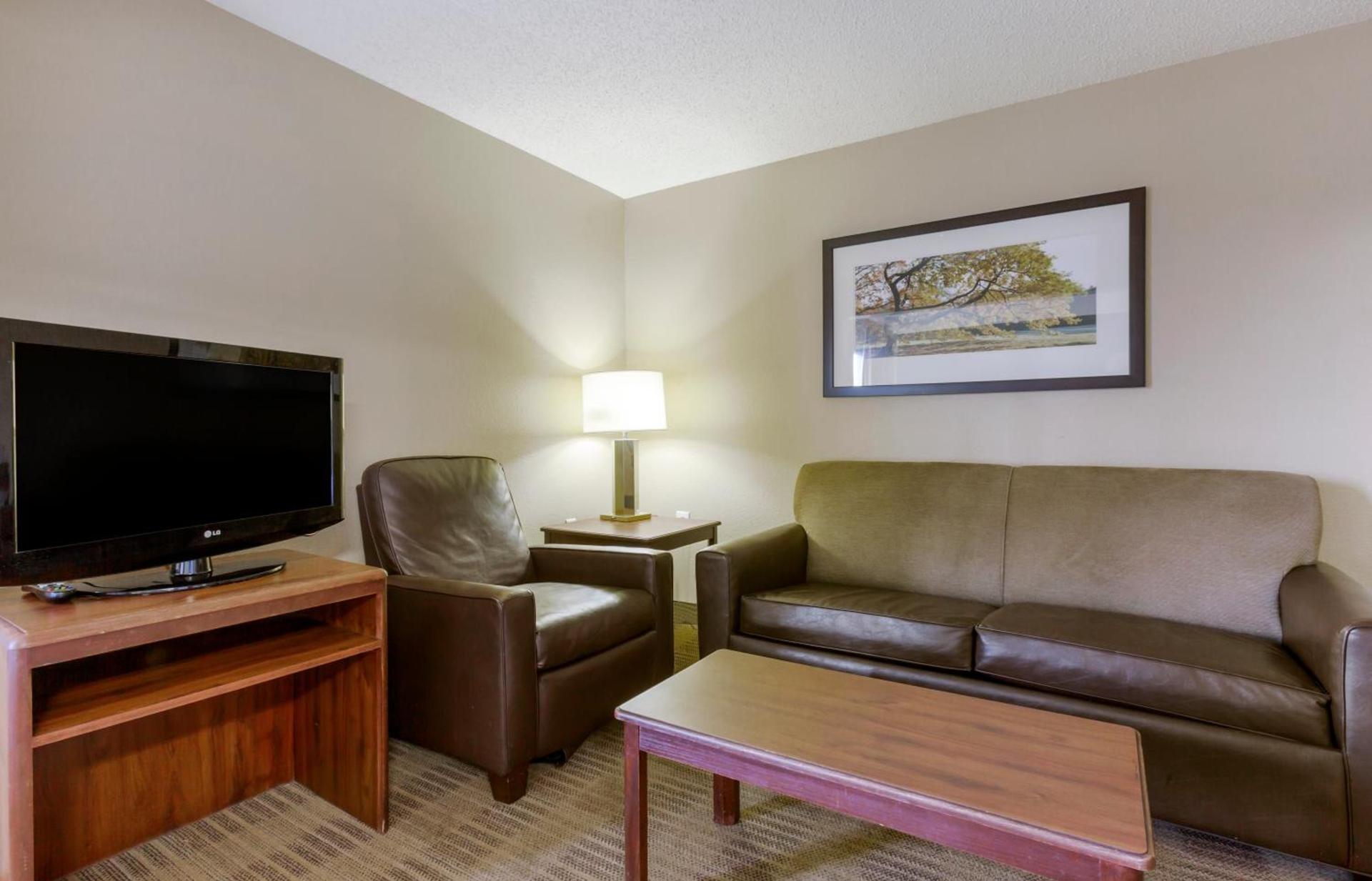 Extended Stay America Suites - El Paso - West photo 60