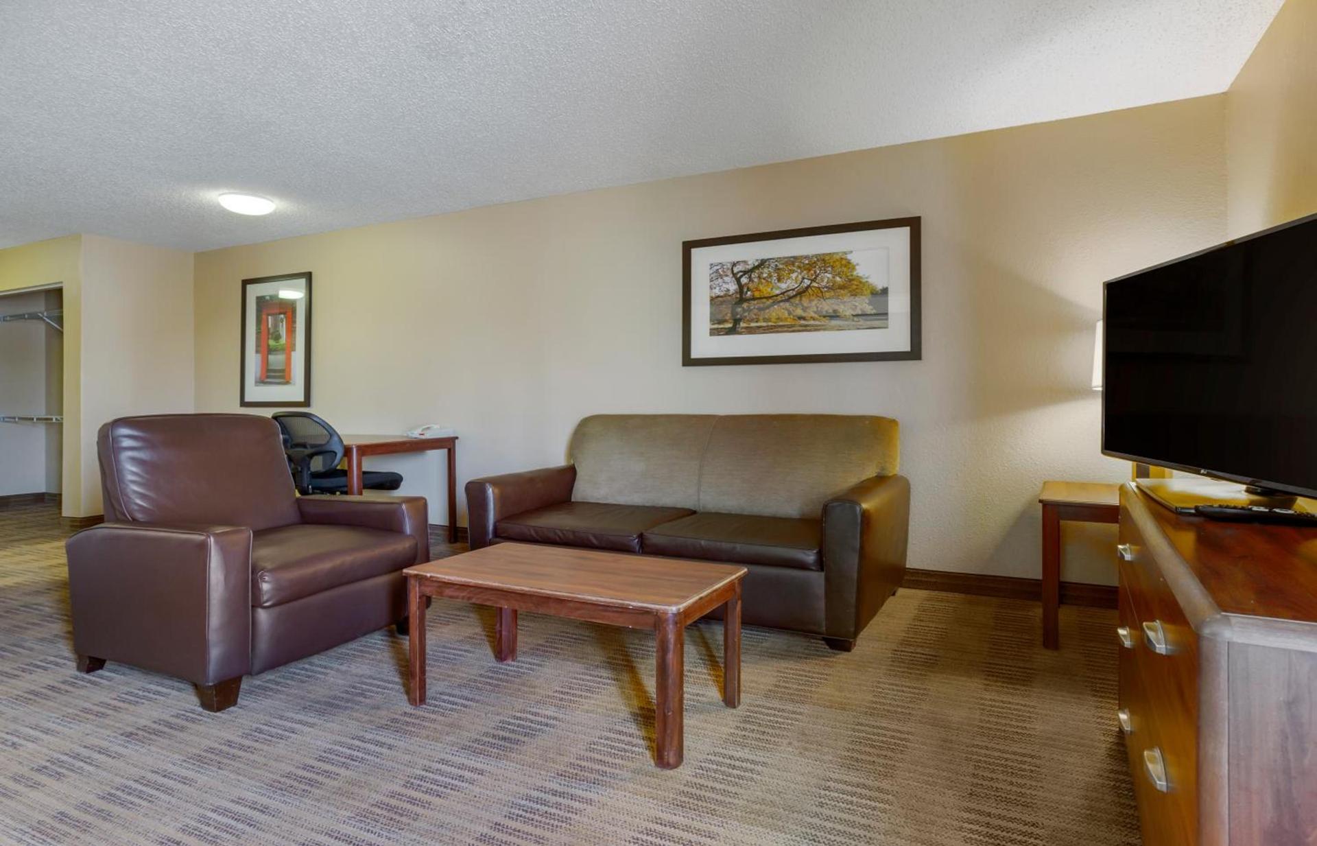 Extended Stay America Suites - El Paso - West photo 71