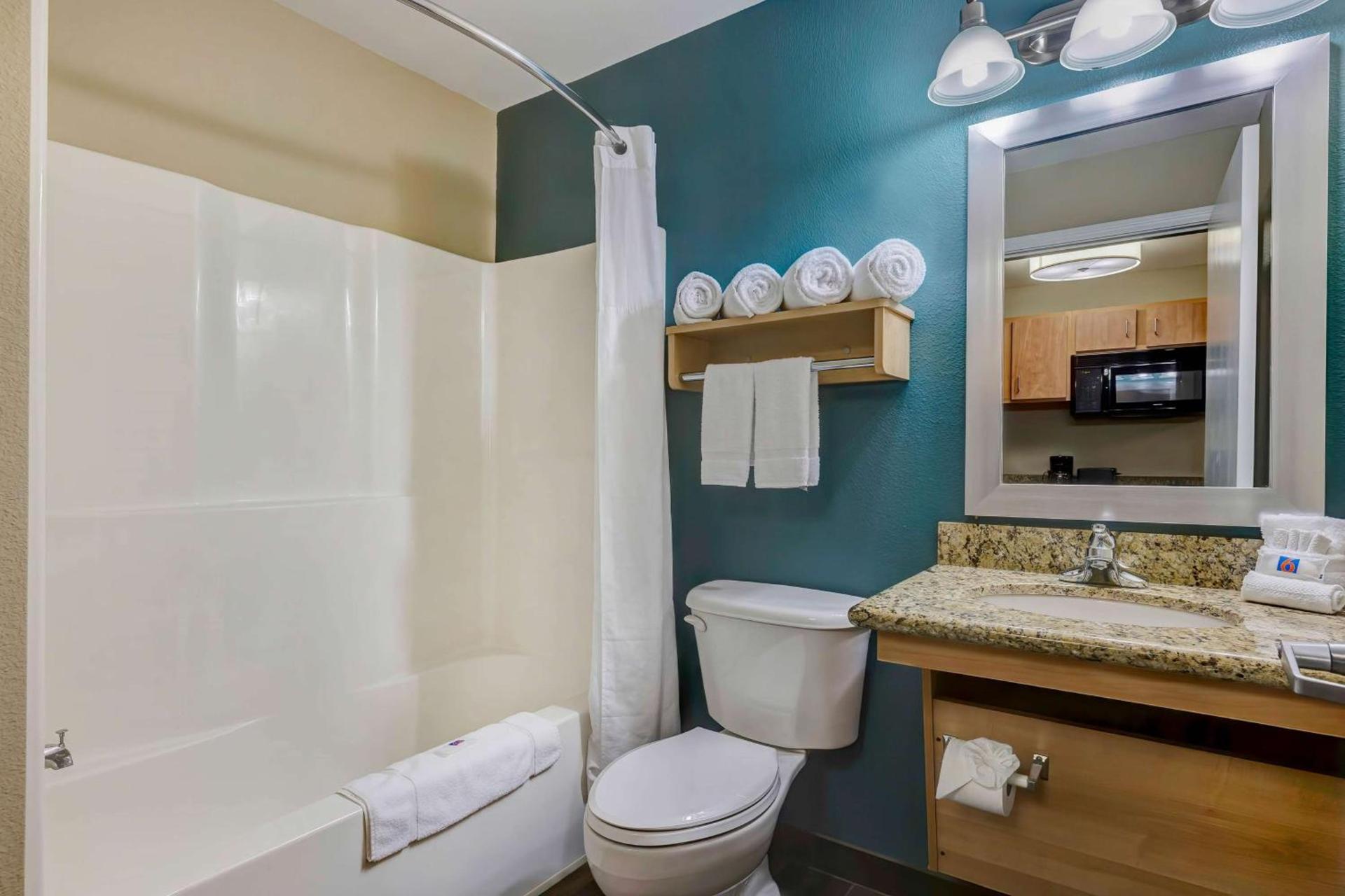 Studio 6 Lenexa - Overland Park photo 23