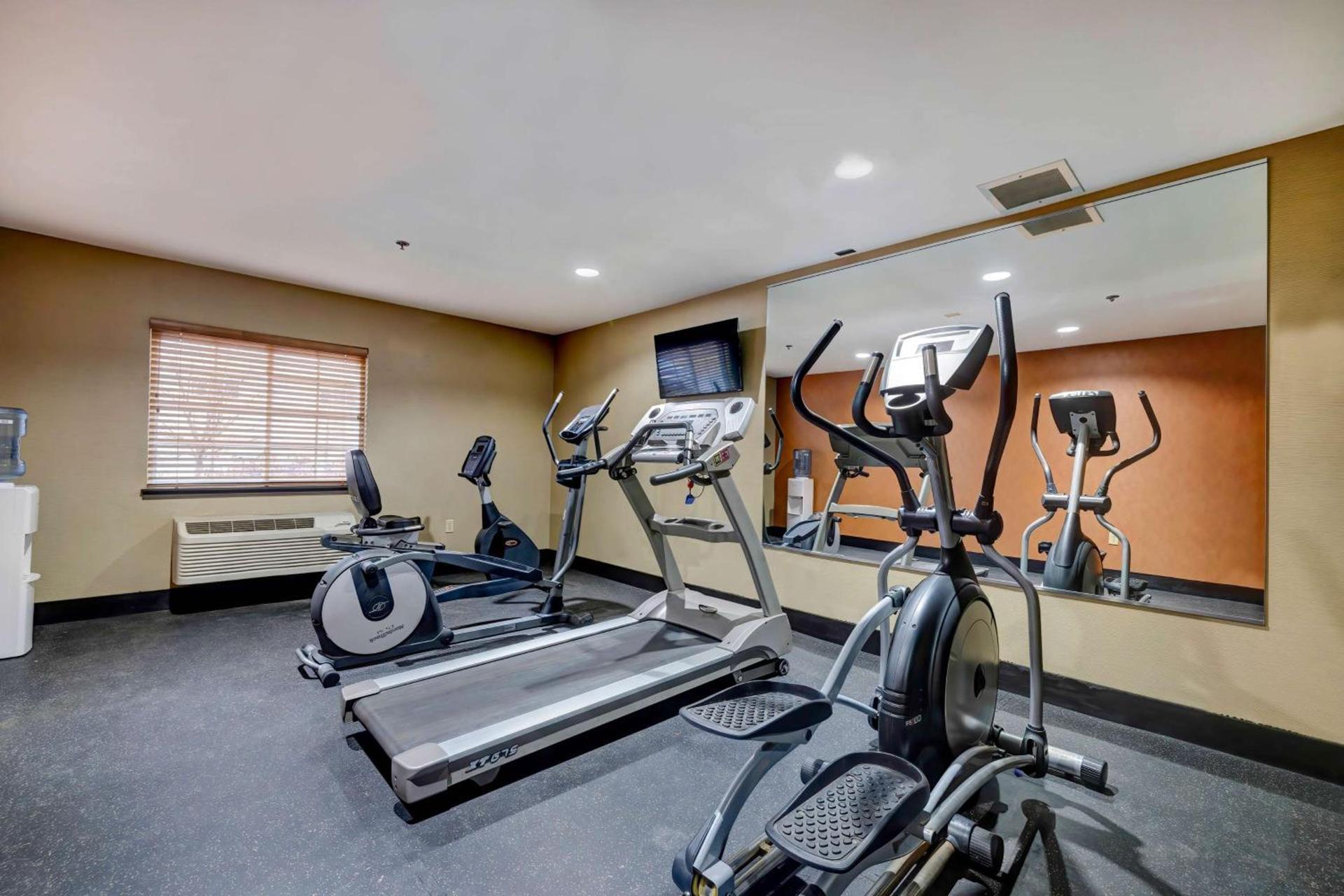 Studio 6 Lenexa - Overland Park photo 27