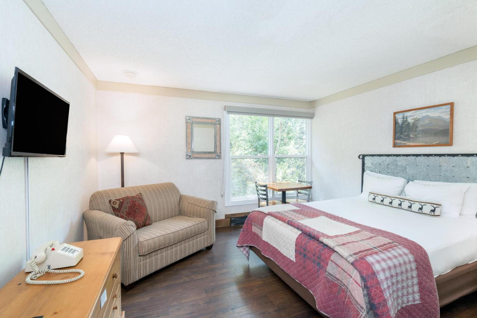 Mountainside Inn 411 by Alpine Lodging Telluride photo 4