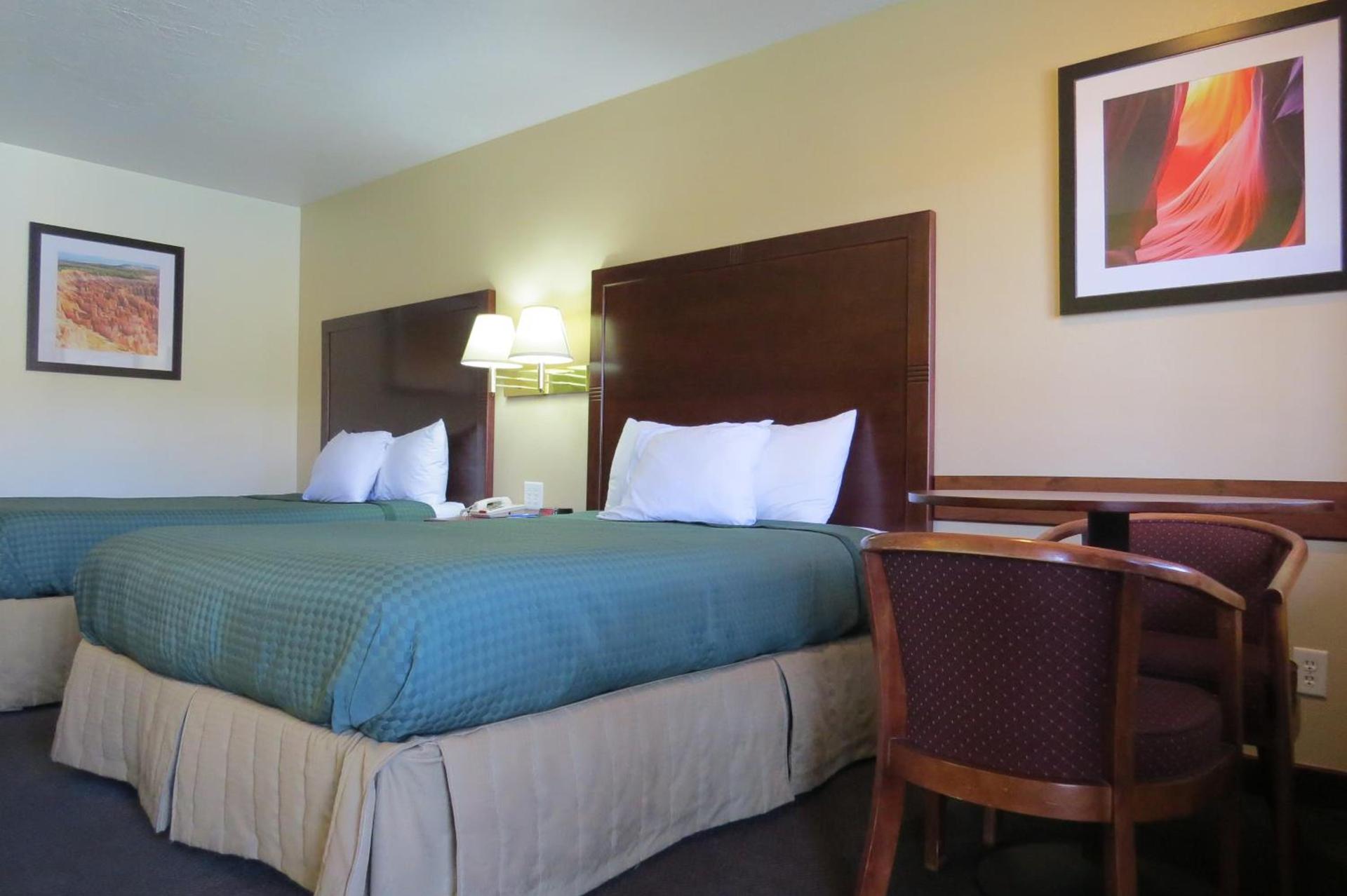 America's Best Inn & Suites Saint George photo 11