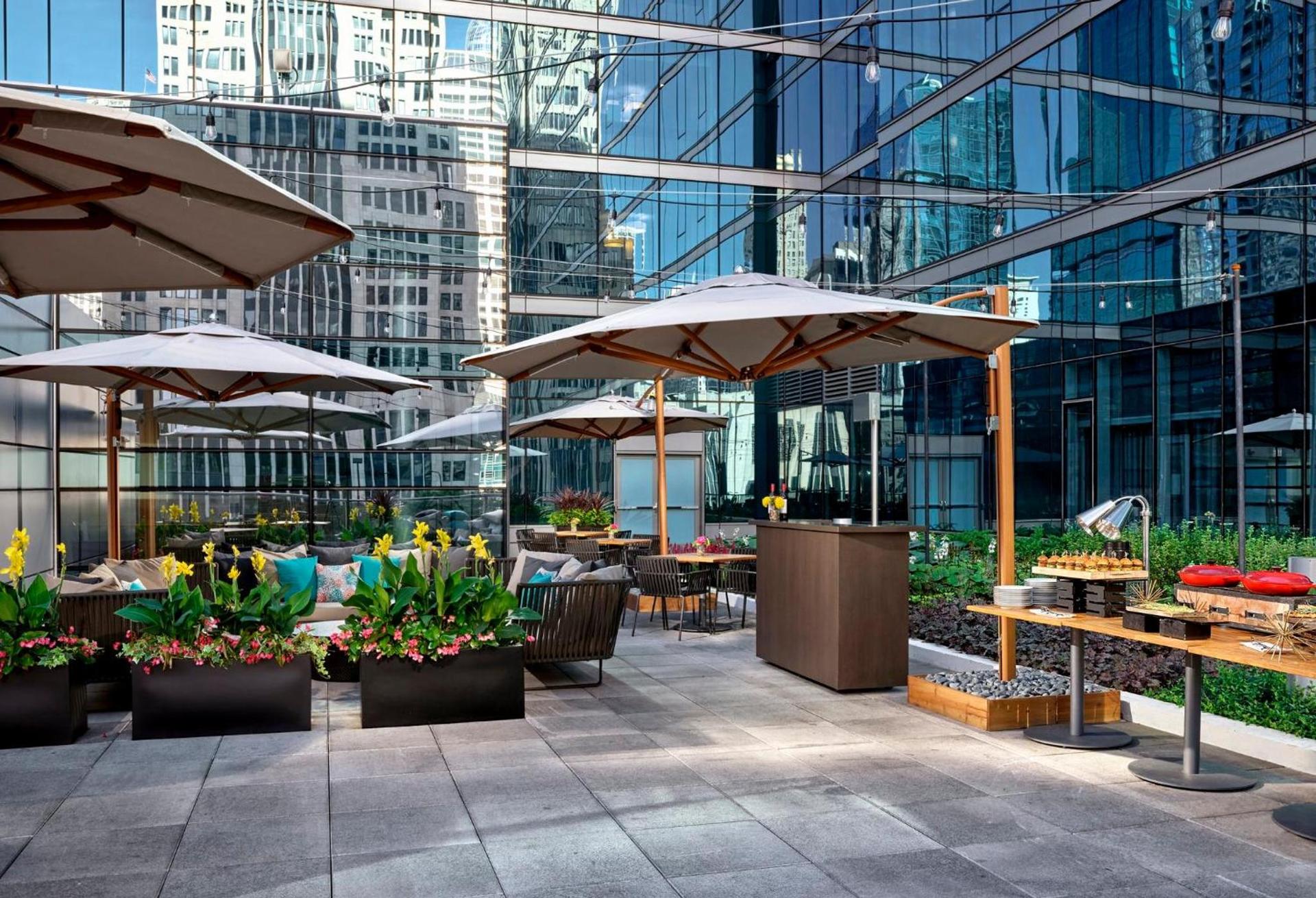 Loews Chicago Hotel photo 89