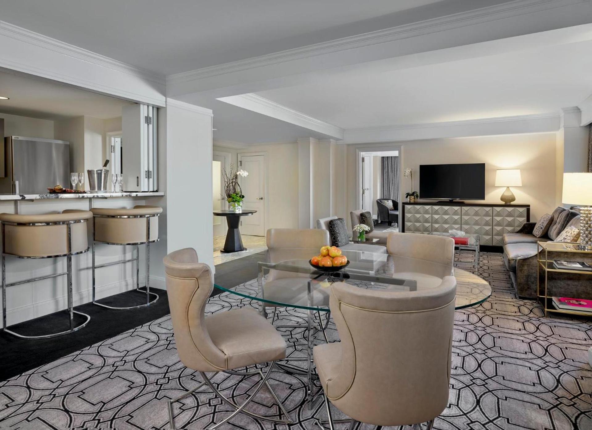 Loews Regency New York Hotel photo 80