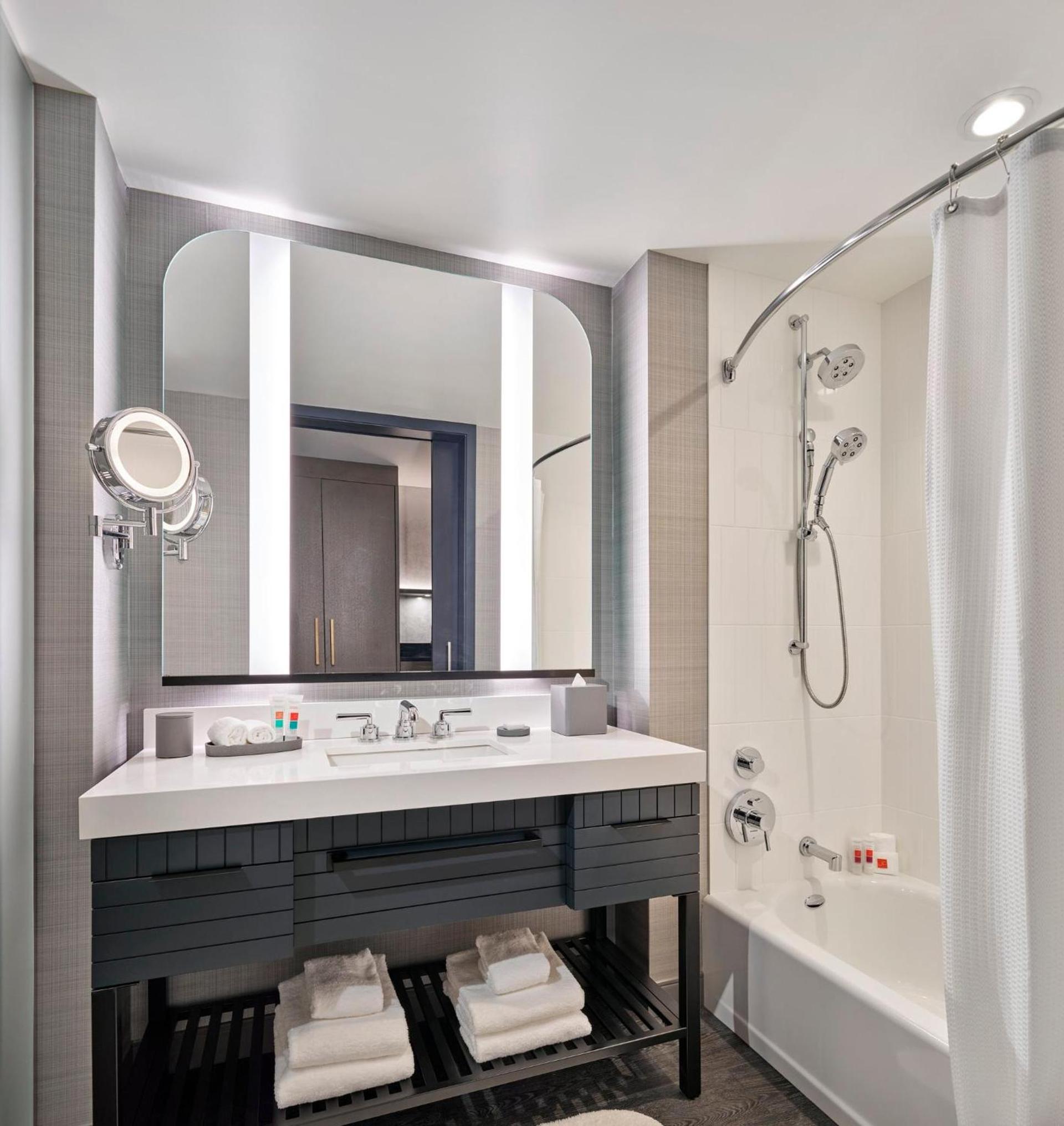 Loews Kansas City photo 58