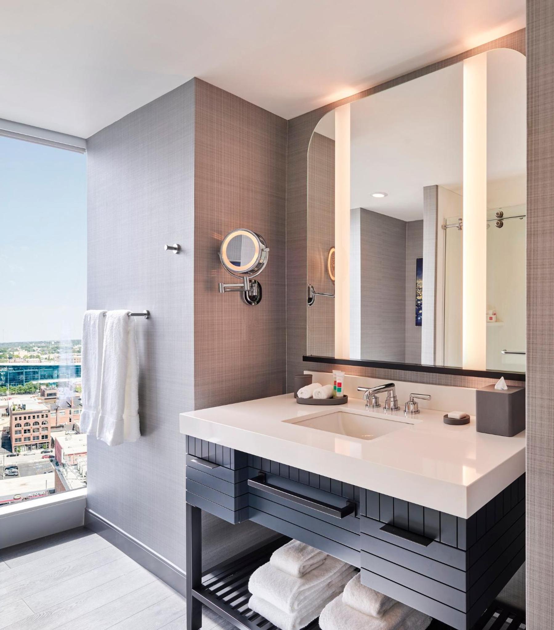Loews Kansas City photo 60