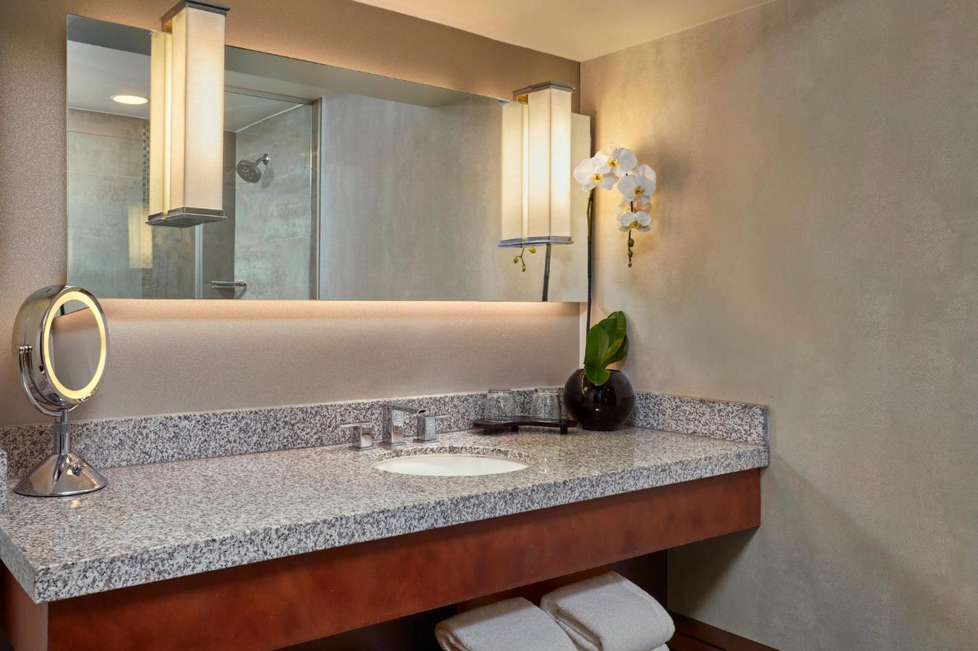 Loews Hollywood Hotel photo 30