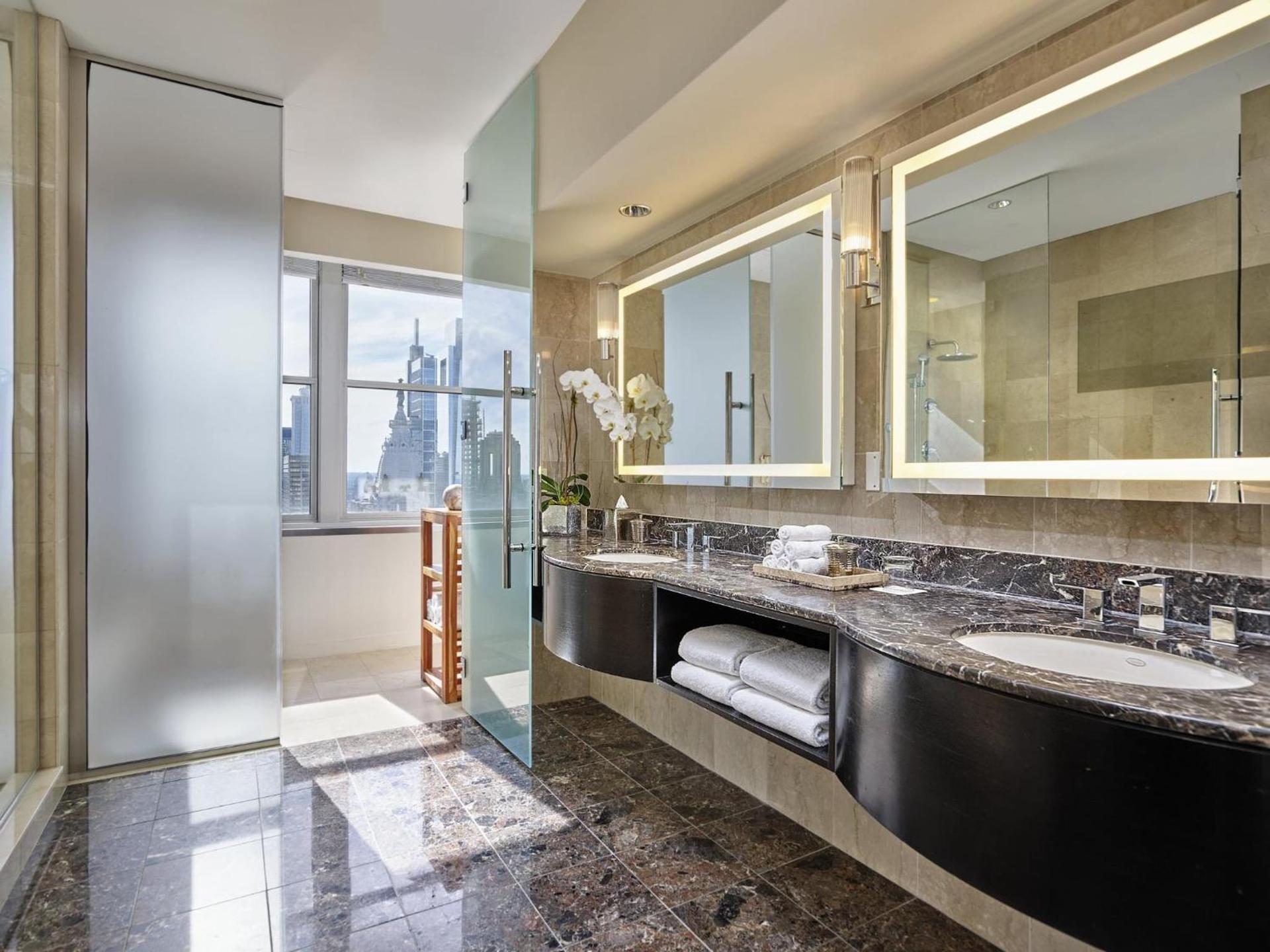 Loews Philadelphia Hotel photo 56