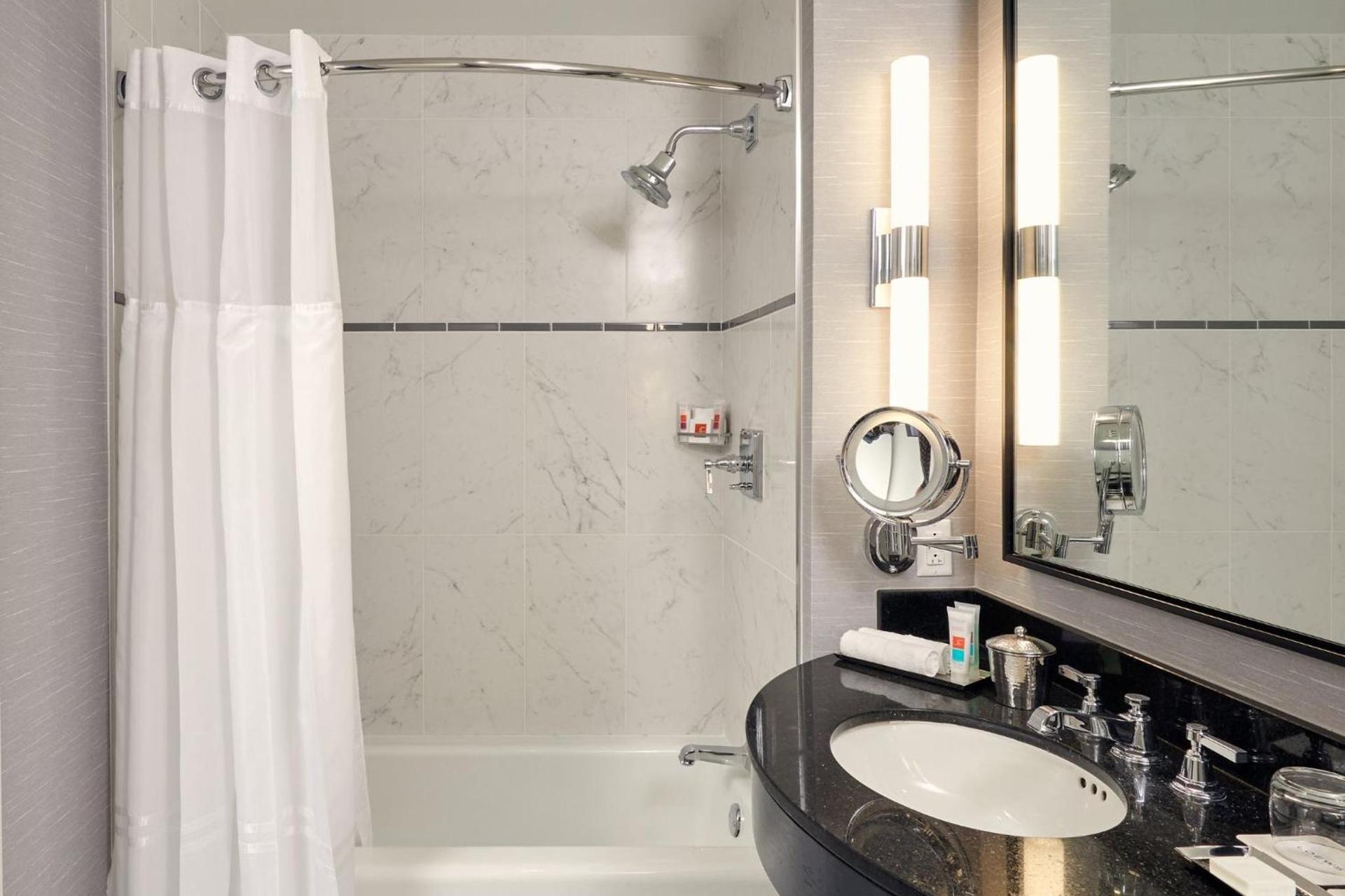 Loews Philadelphia Hotel photo 51