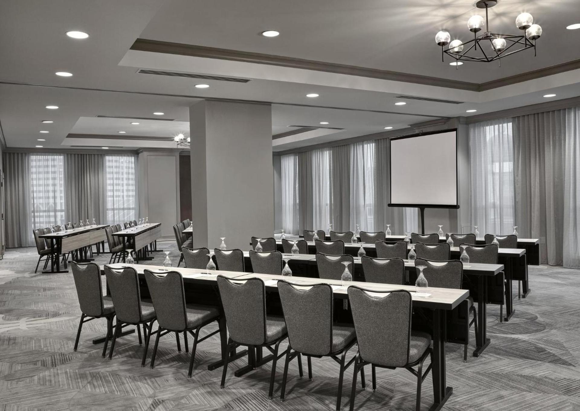 Loews New Orleans Hotel photo 46
