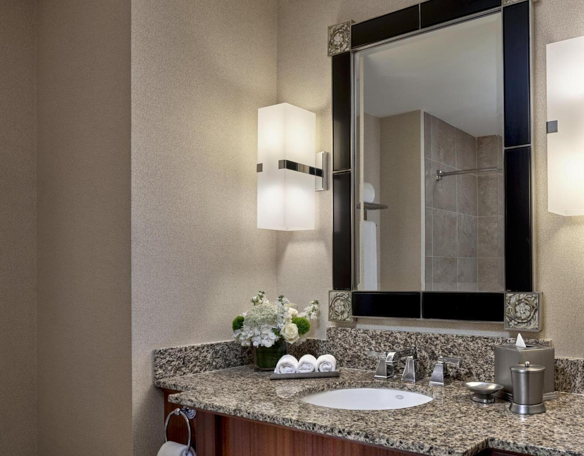Loews New Orleans Hotel photo 31