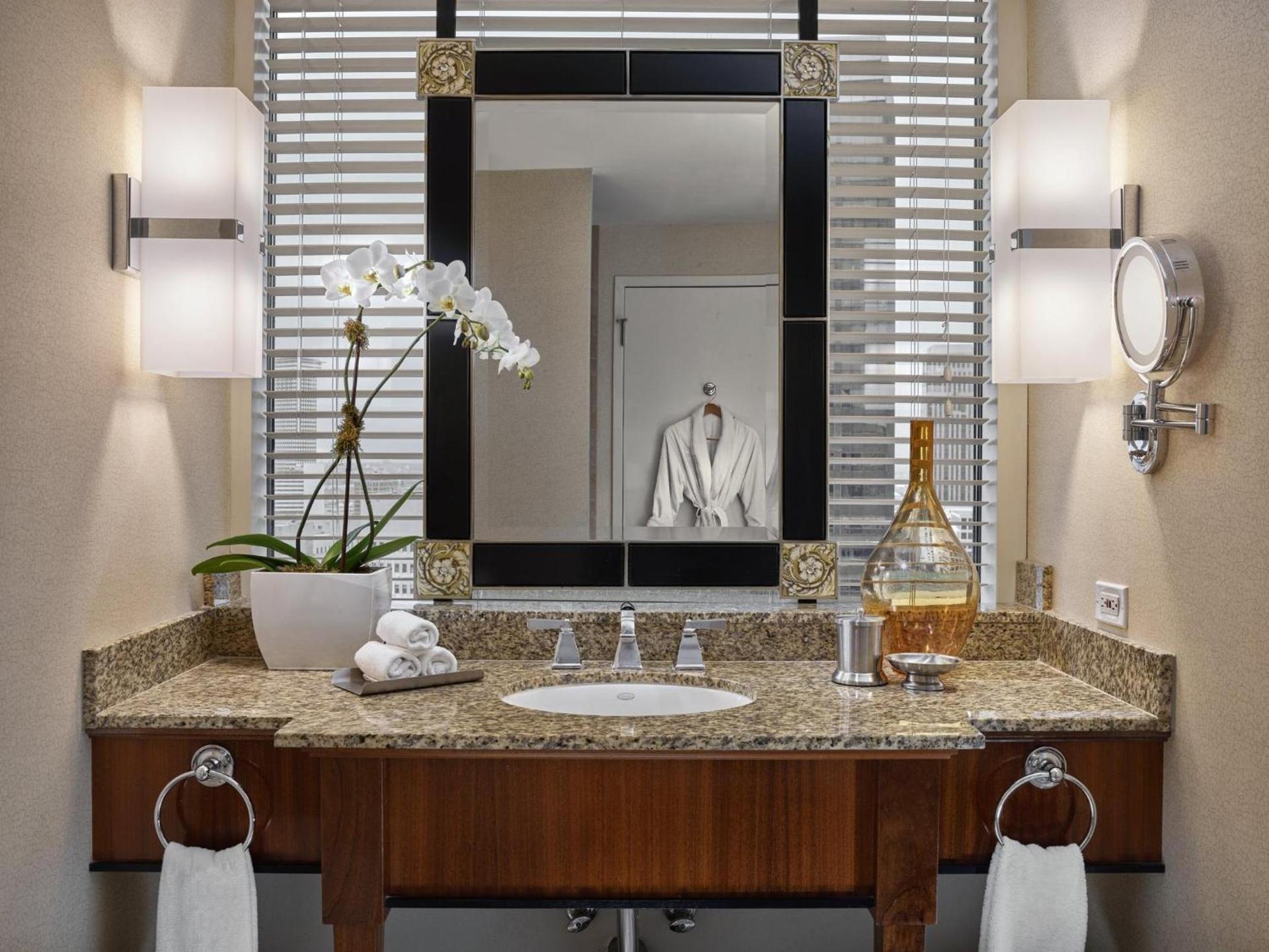 Loews New Orleans Hotel photo 32