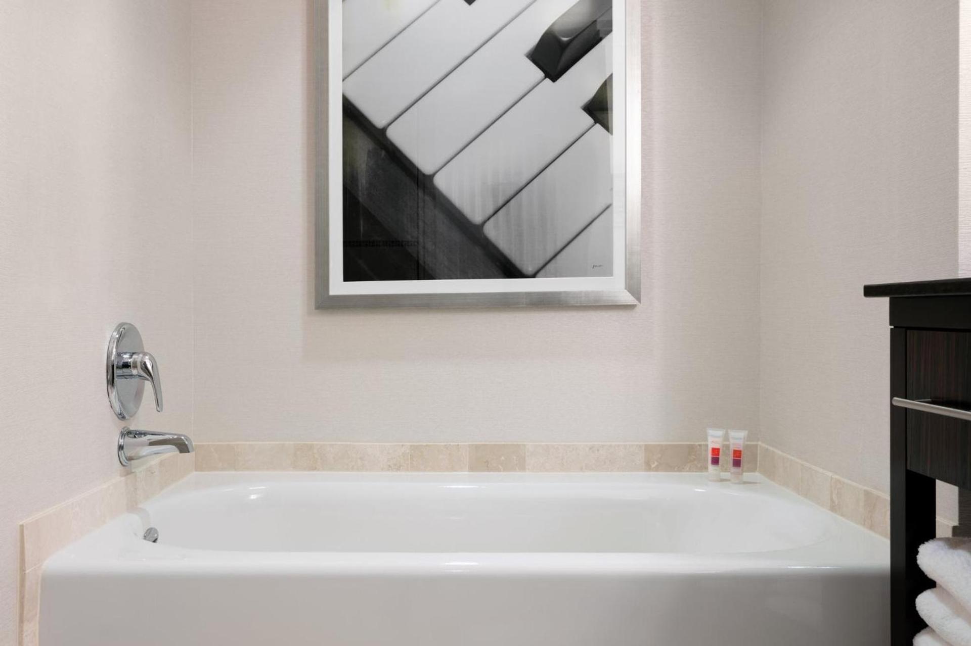 Loews Atlanta Hotel photo 21