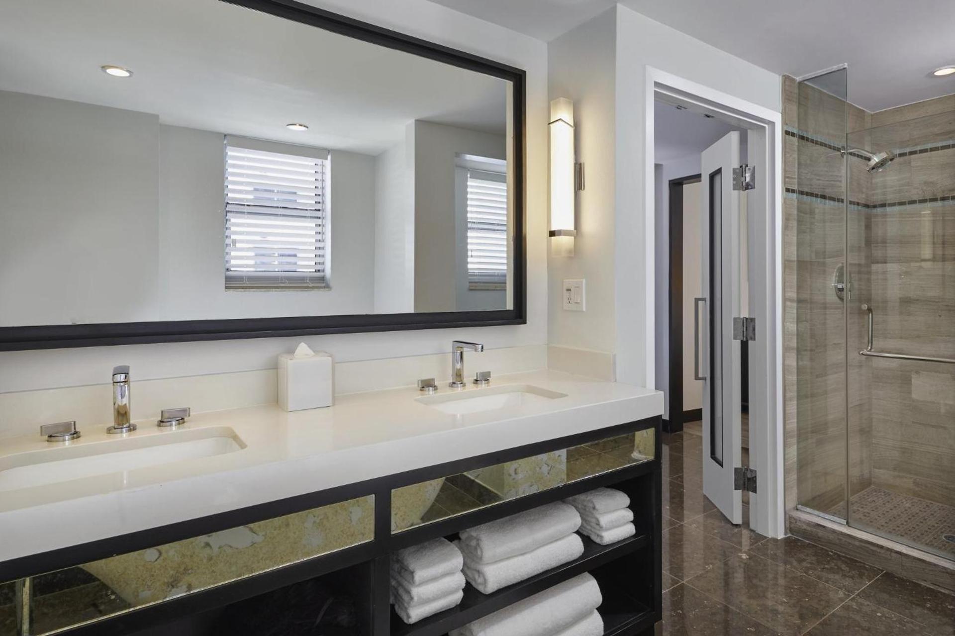 Loews Miami Beach Hotel photo 85