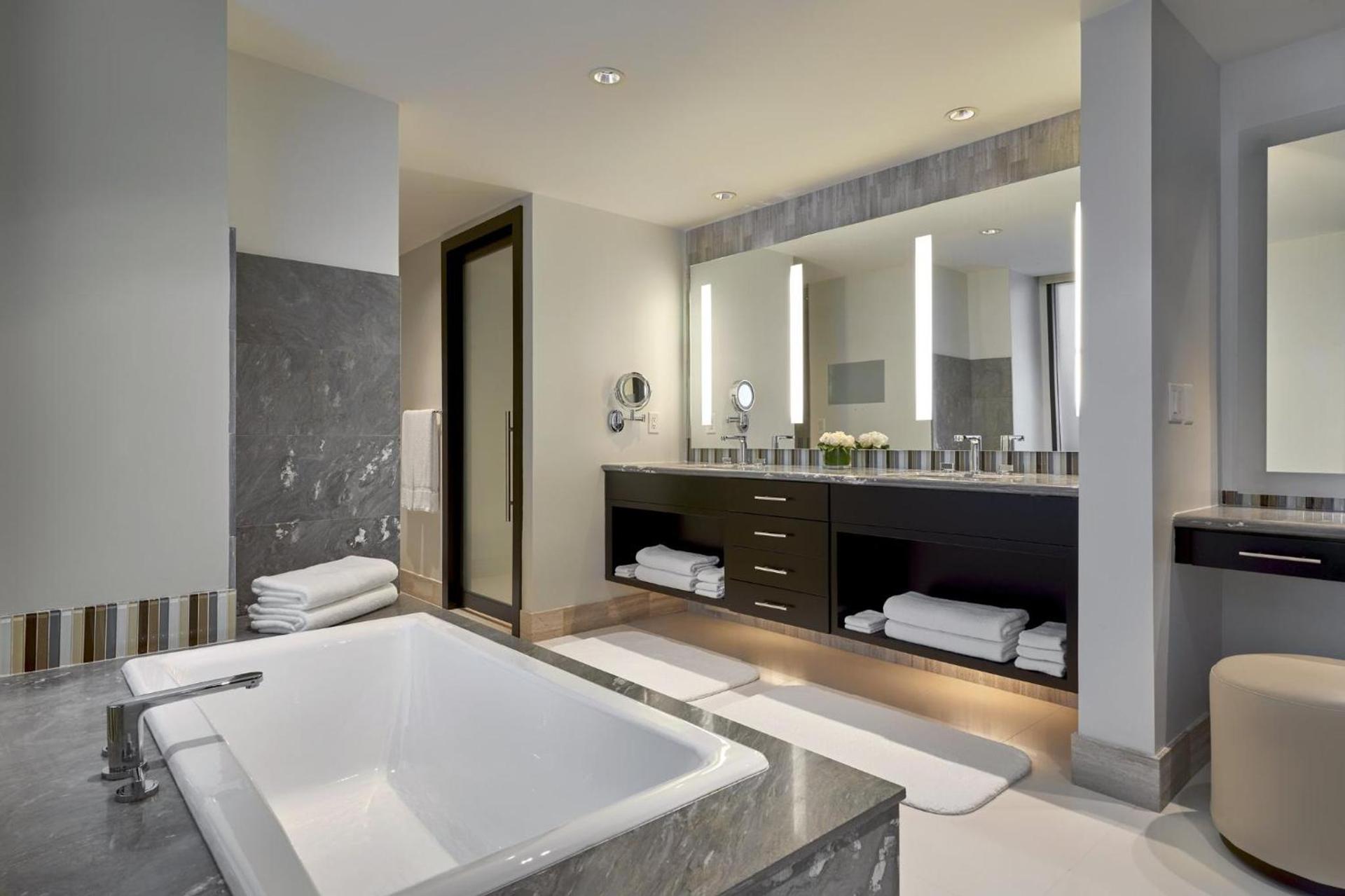 Loews Miami Beach Hotel photo 84