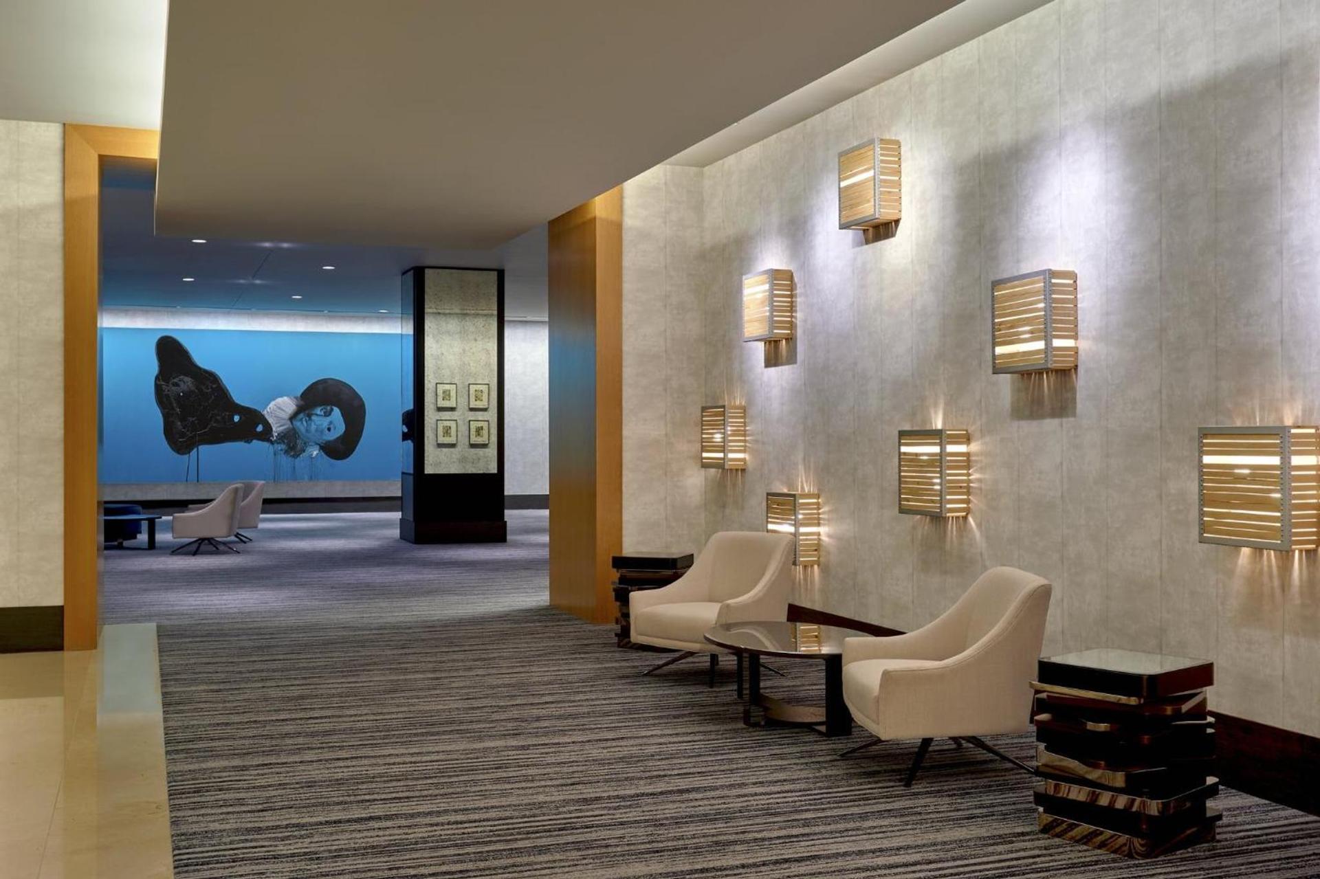 Loews Chicago O'Hare Hotel photo 59
