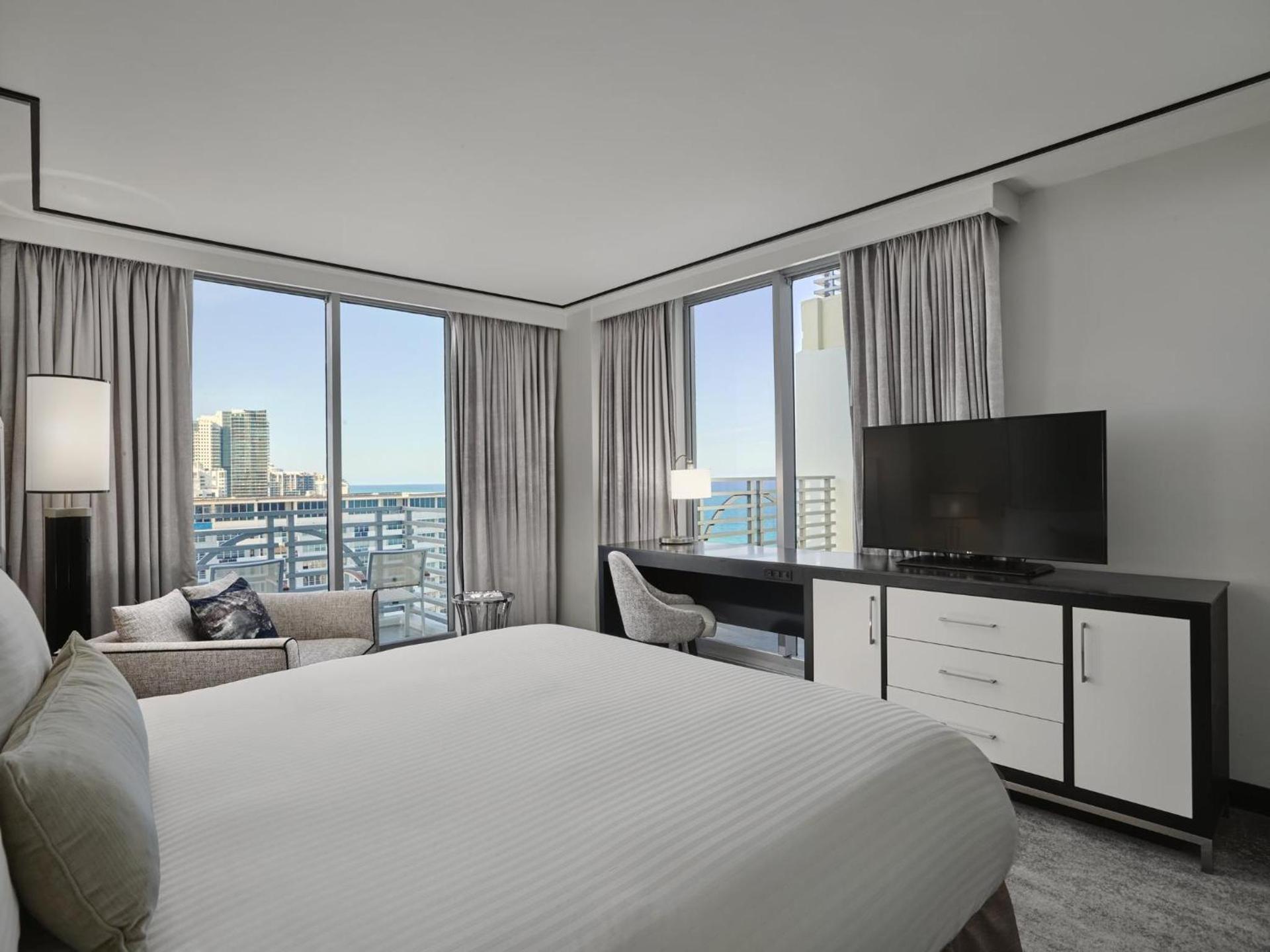 Loews Miami Beach Hotel photo 55