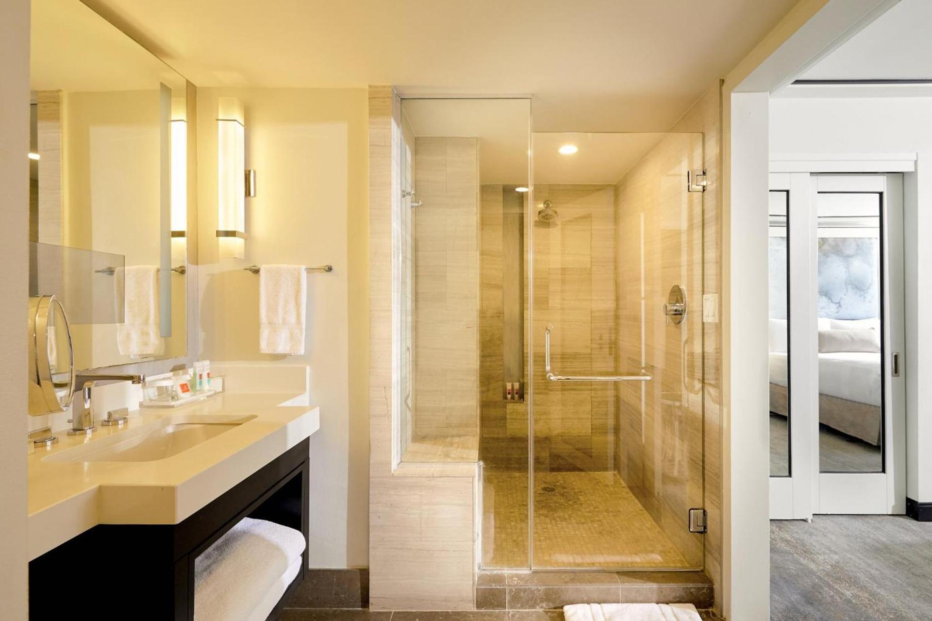Loews Miami Beach Hotel photo 82
