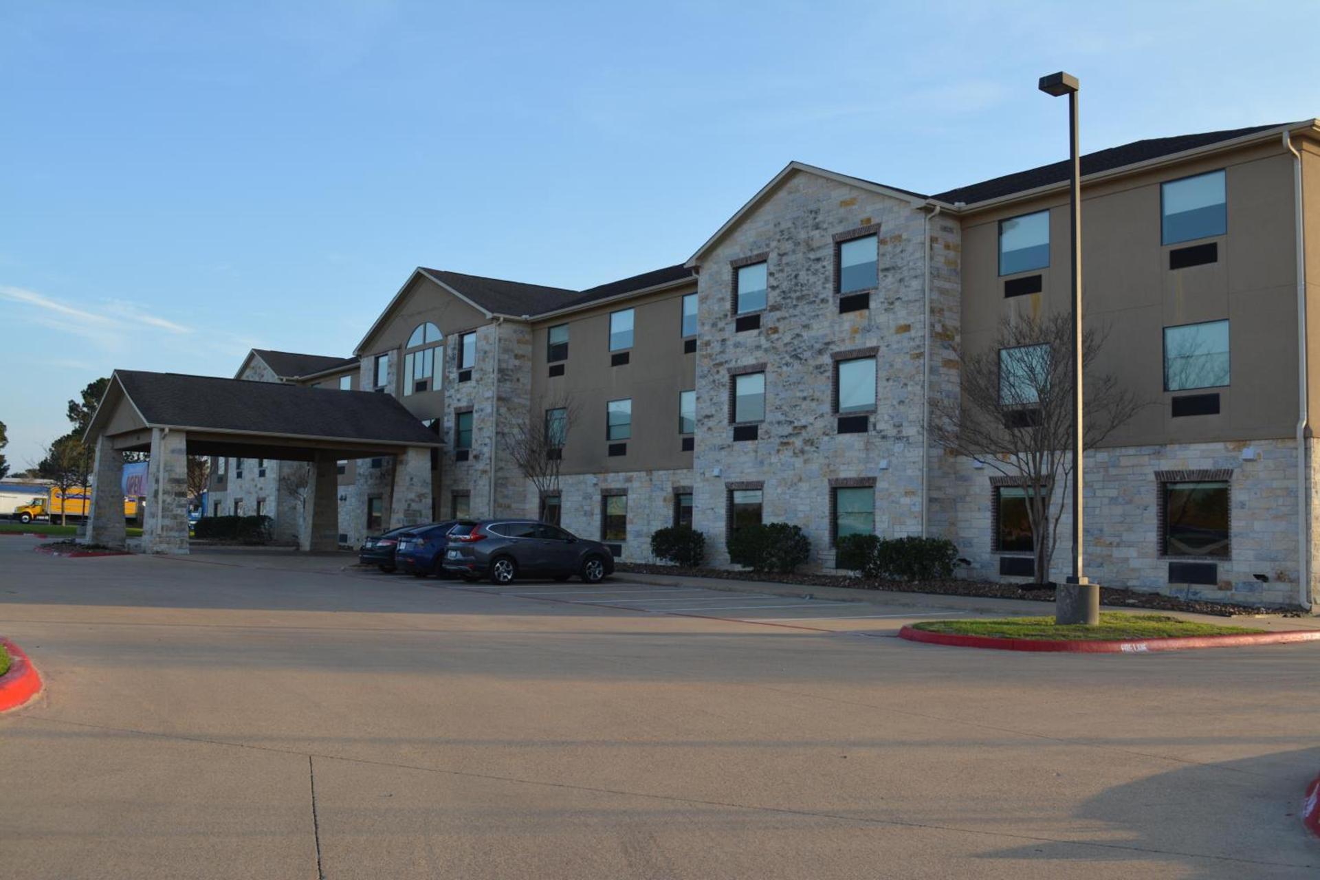 Wingate by Wyndham College Station South photo 9