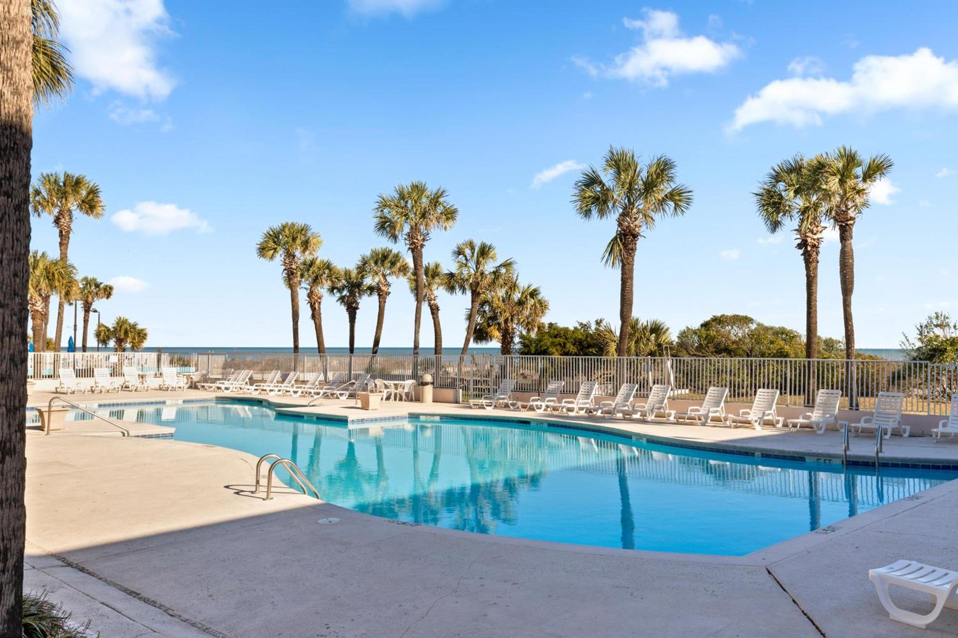 Ocean Crest Inn and Suites photo 10