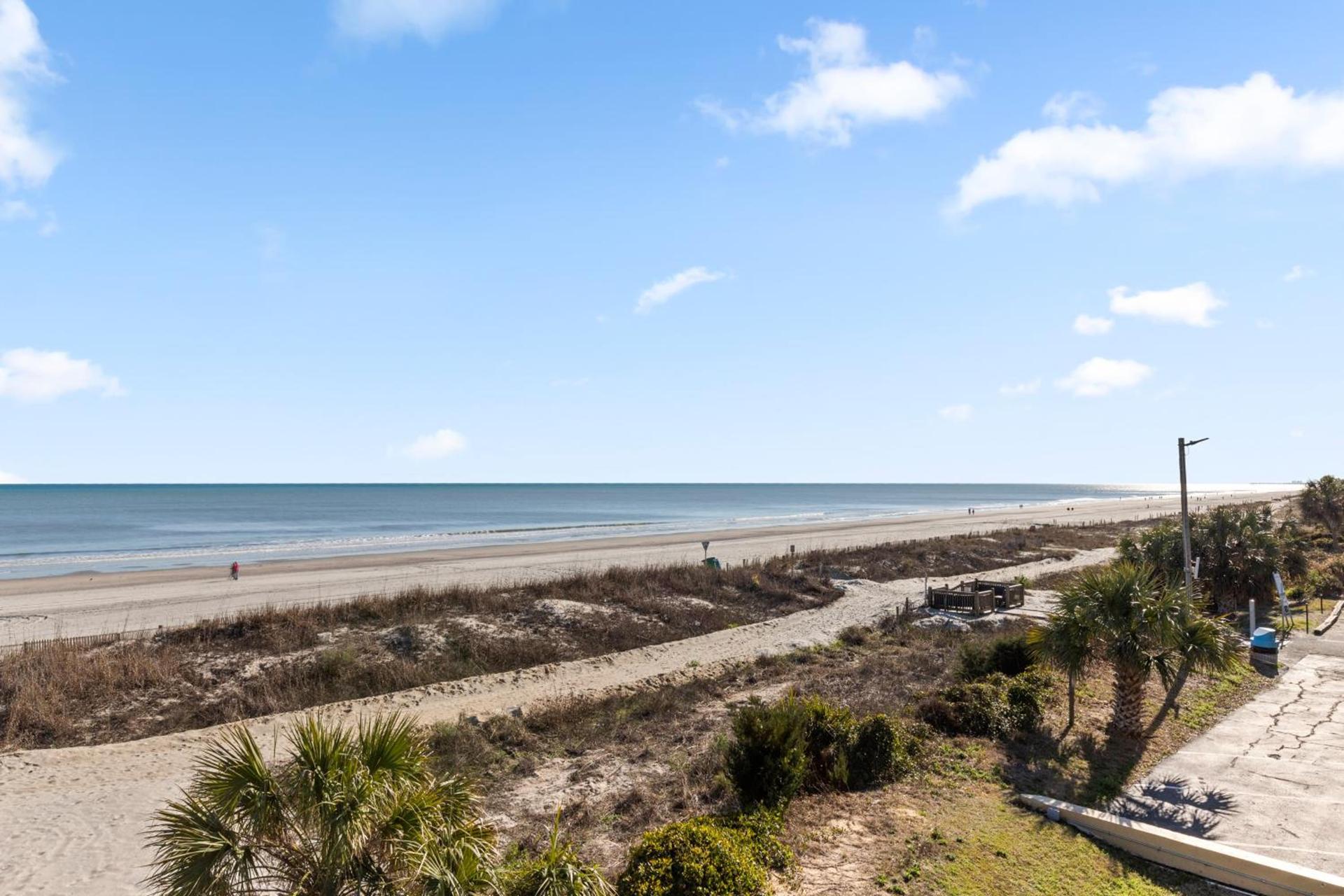 Ocean Crest Inn and Suites photo 17