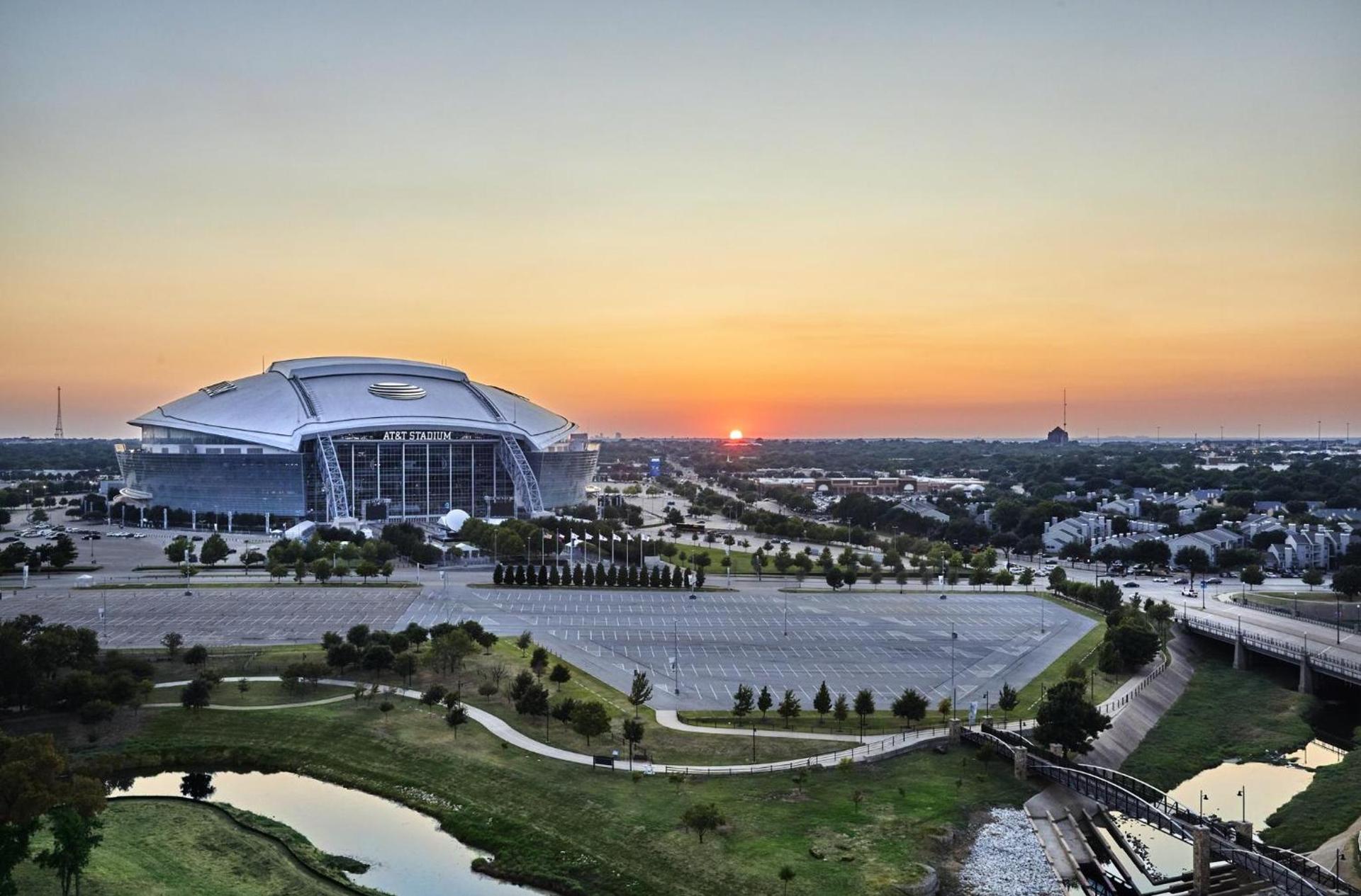 Live! by Loews - Arlington, TX photo 10