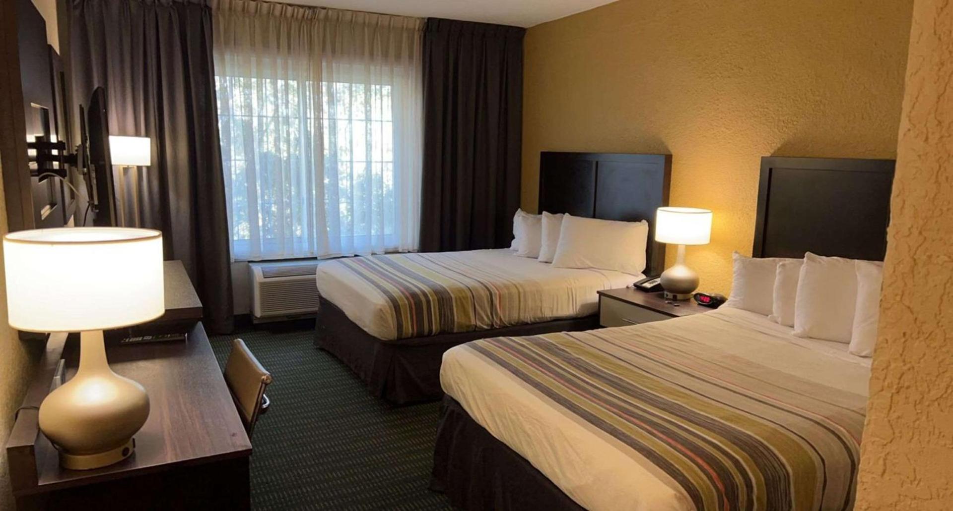 Hotel Flamingo Inn & Suites Vero Beach I-95 photo 10