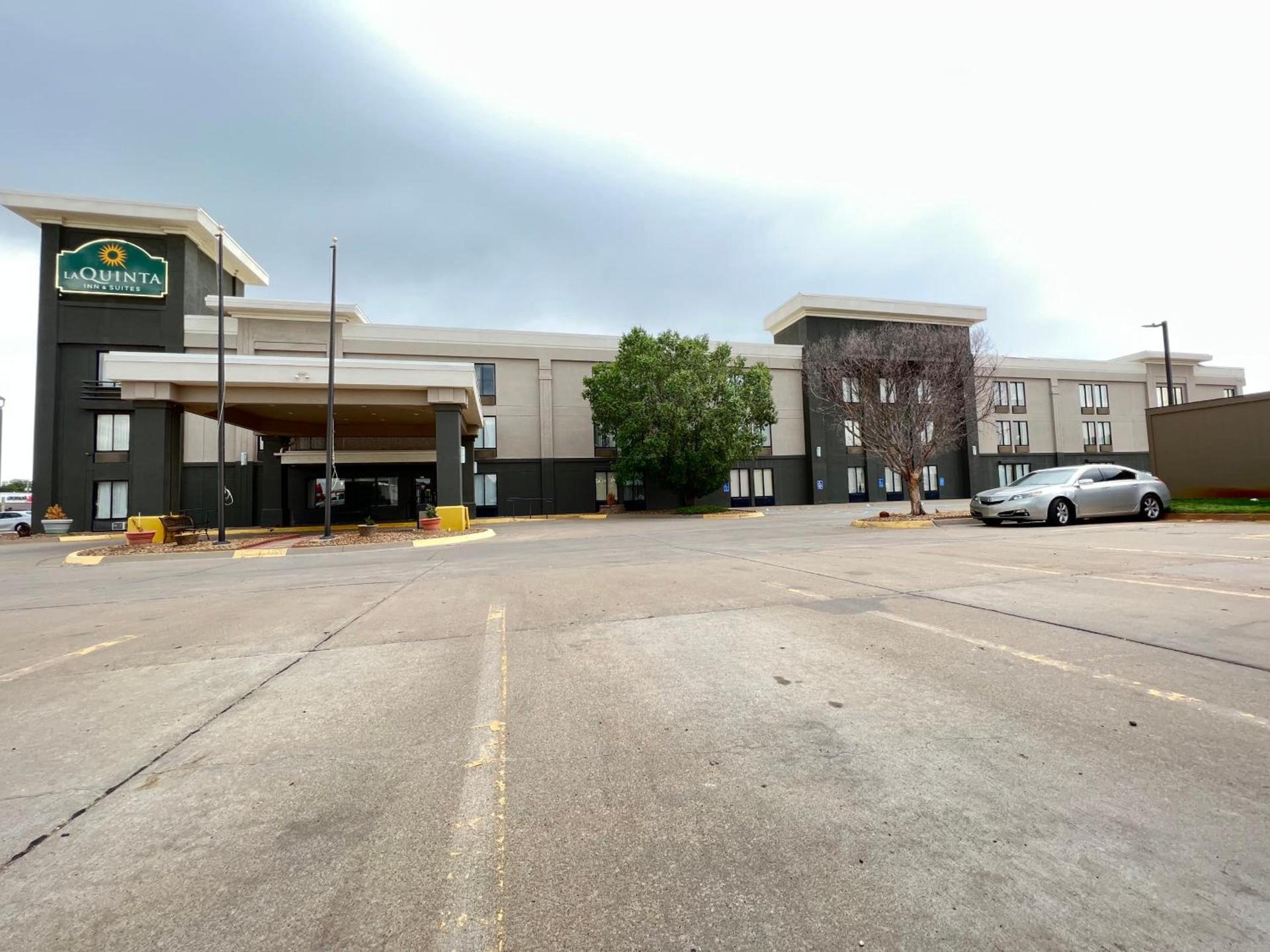 La Quinta by Wyndham Salina — hotel in Salina