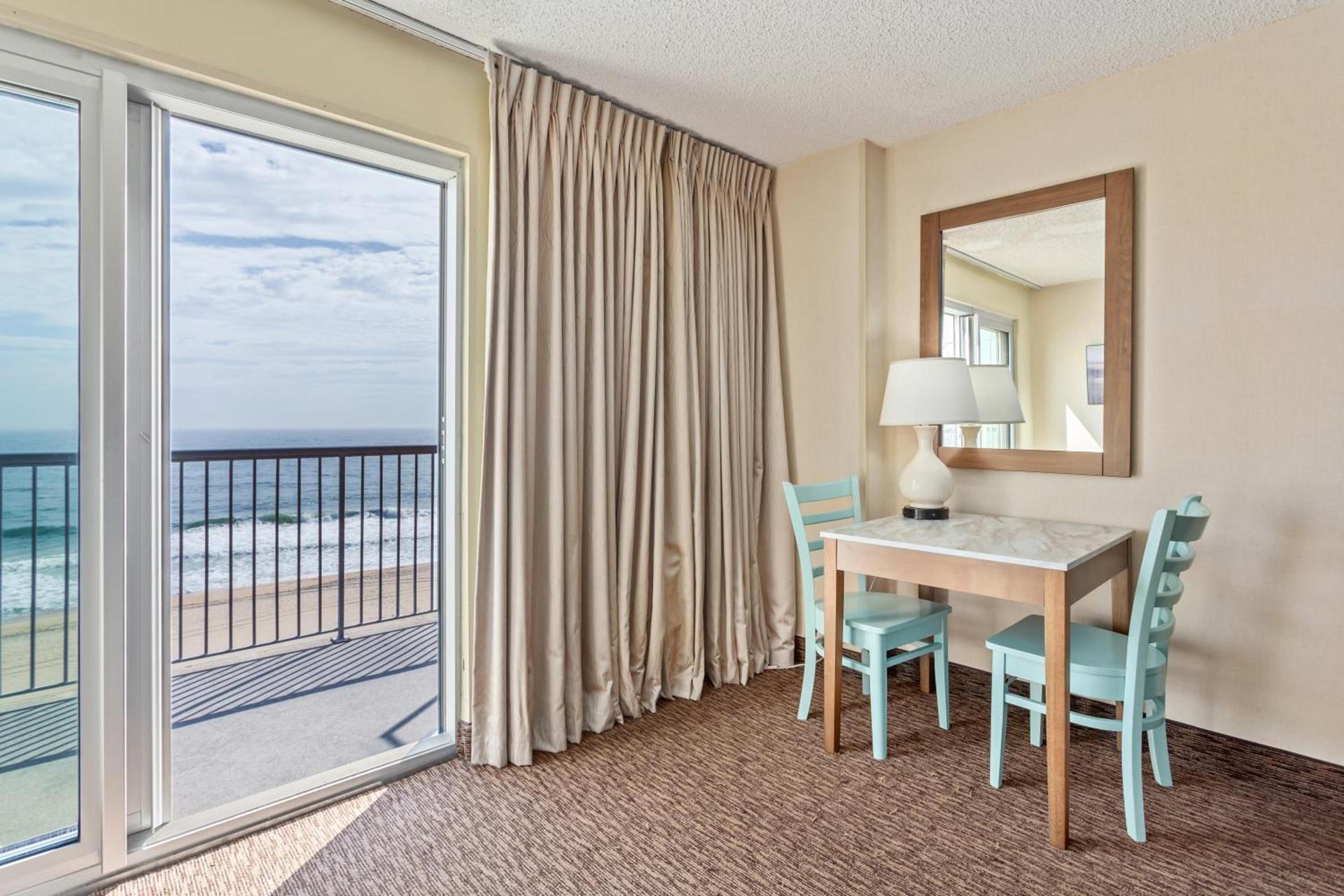 Americana Hotel Boardwalk photo 32