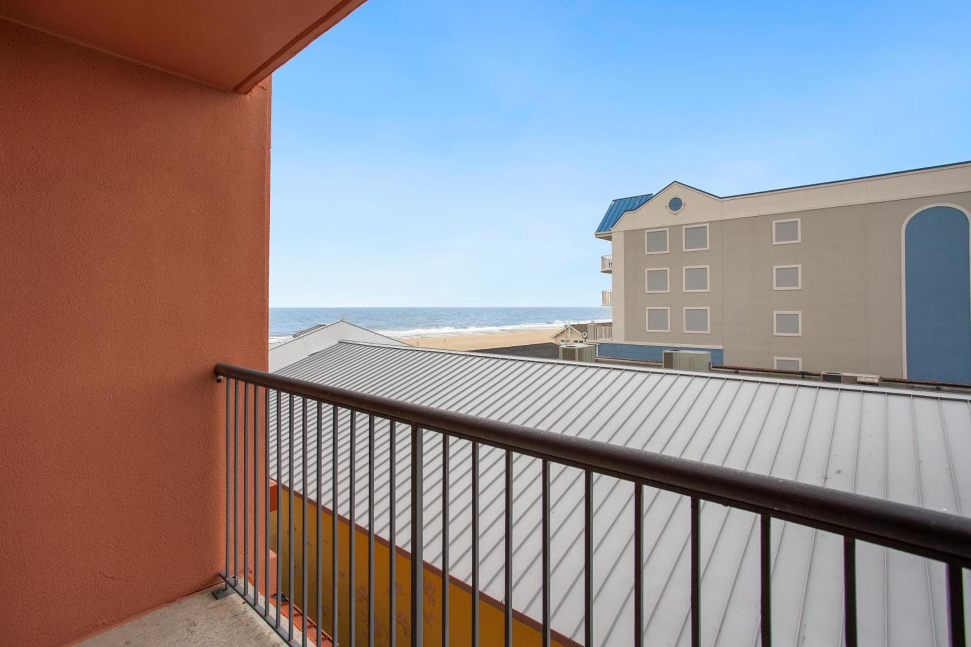 Americana Hotel Boardwalk photo 52
