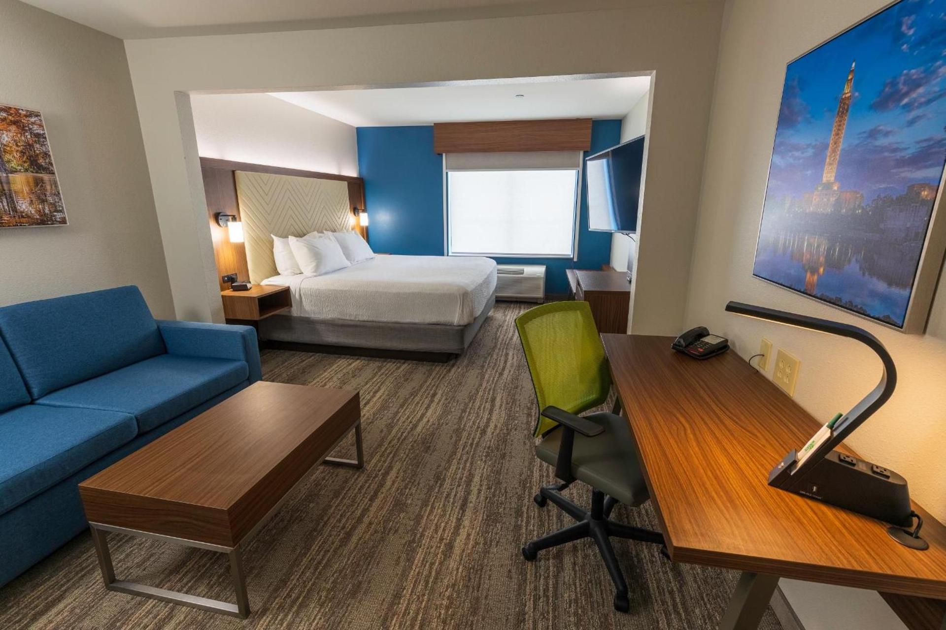 Wingate by Wyndham Lafayette Airport photo 41
