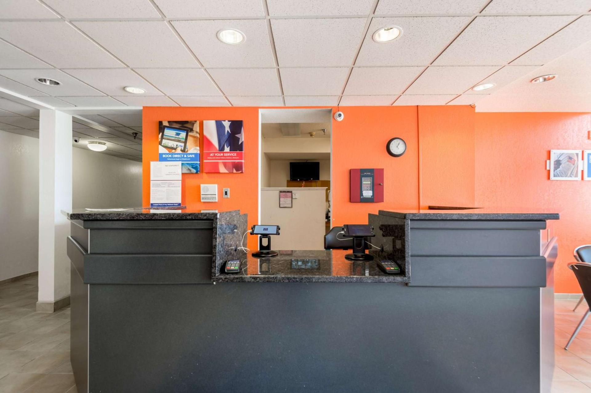 Motel 6-Olathe, KS photo 24