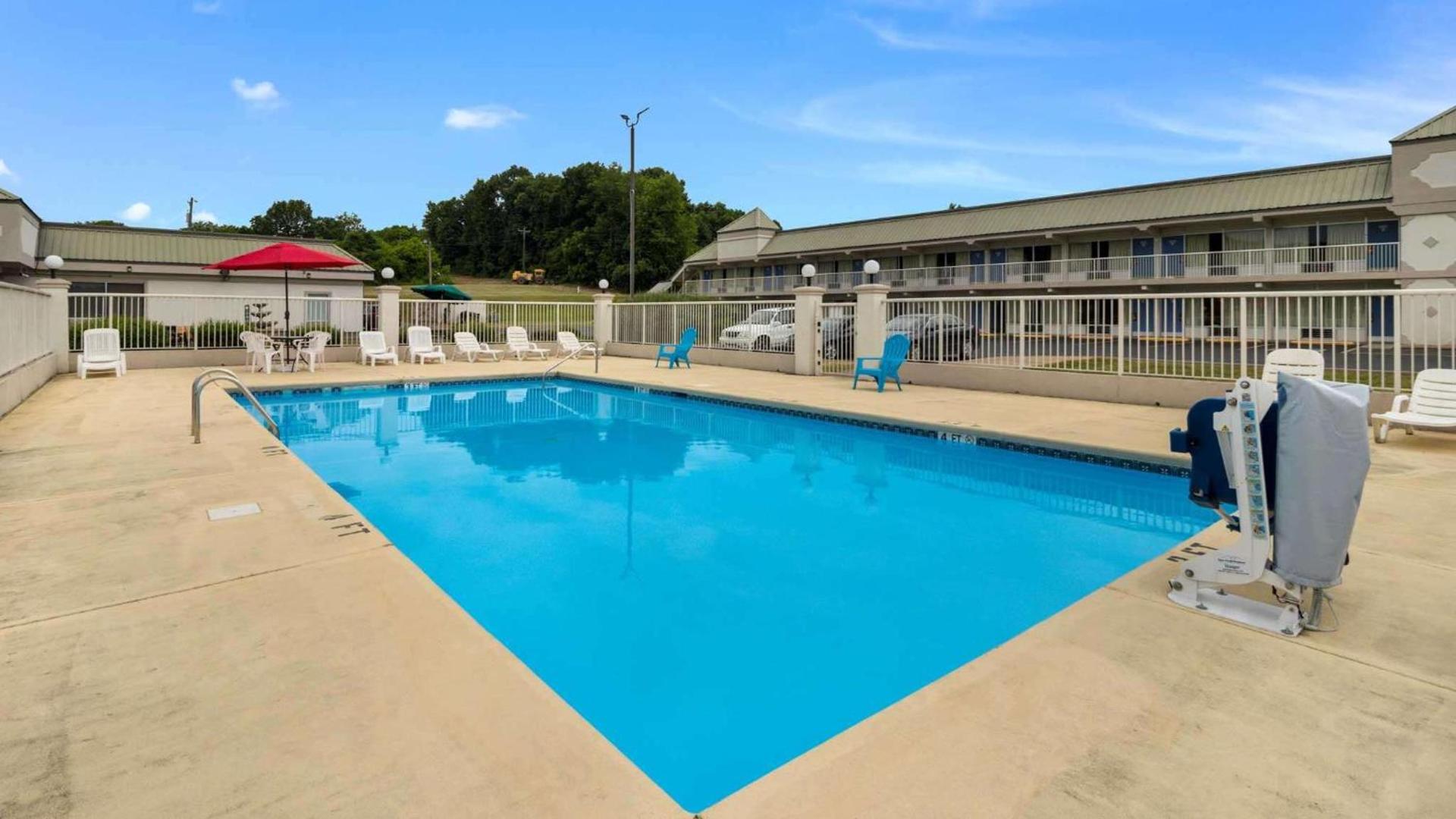 Motel 6-Pulaski, TN photo 6