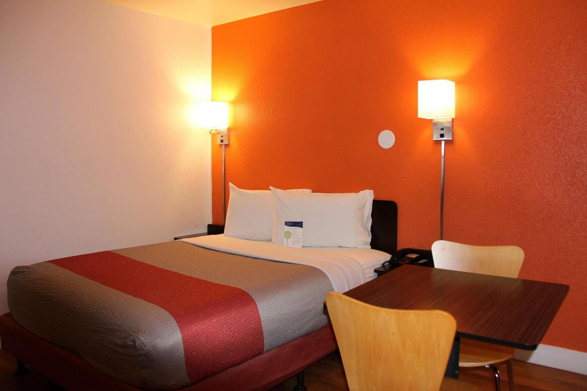 Motel 6-Goodland, KS photo 4